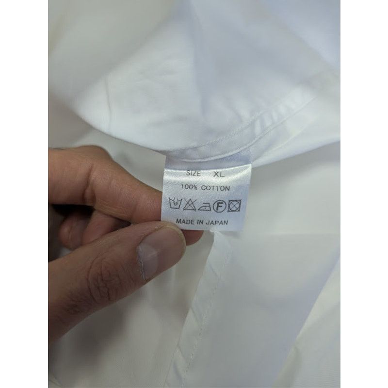 Vlone o1rshd1 V Logo Short-Sleeve Button-Up Shirt in White Size US XL / EU 56 / 4 - 18 Thumbnail