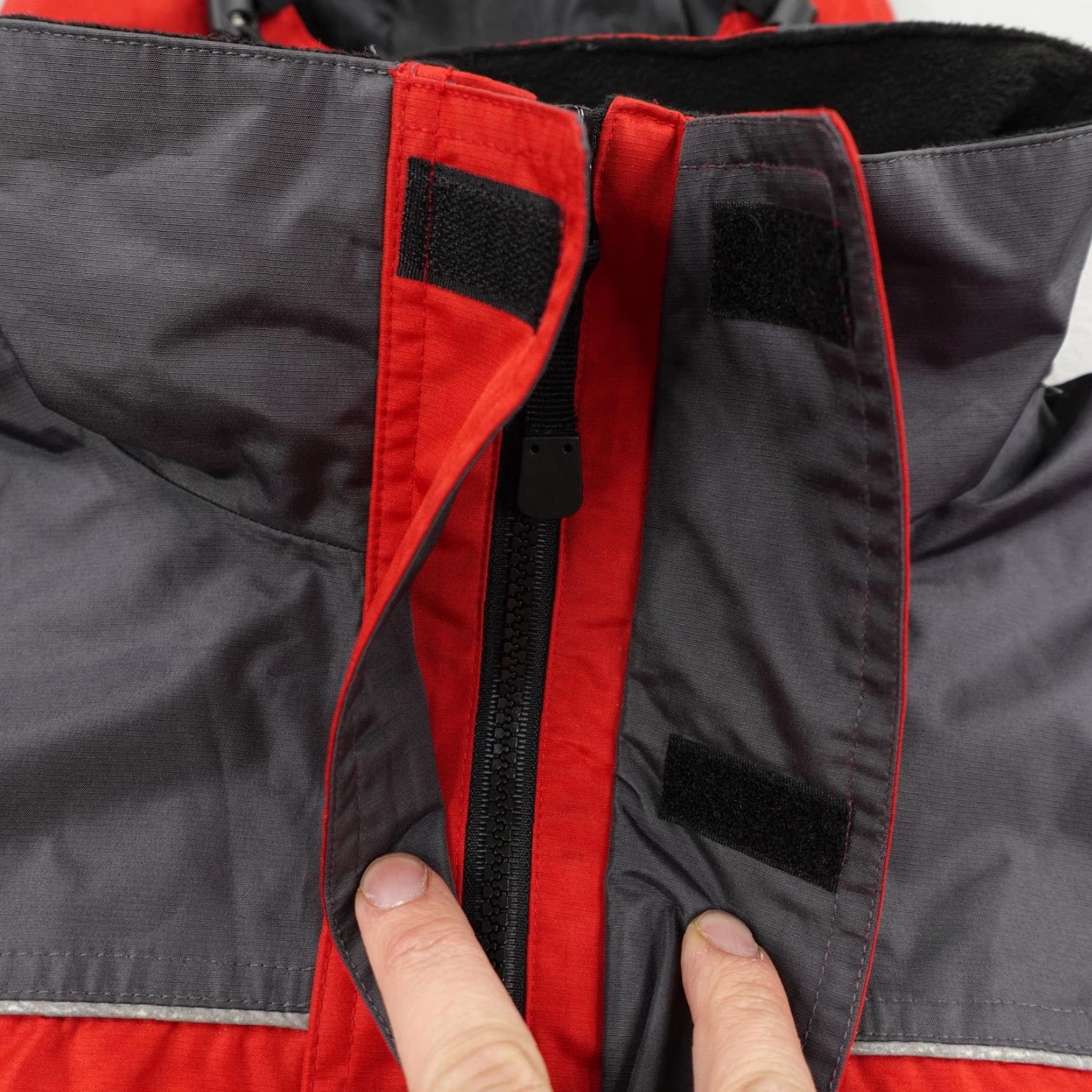 Marlboro VINTAGE Marlboro Jacket Mens XL Red Black Star Waterproof Rain Coat Parka Zip Up Hoodie Windproof Pockets Full Zip Mid-Length Regular Size US XL / EU 56 / 4 - 4 Thumbnail