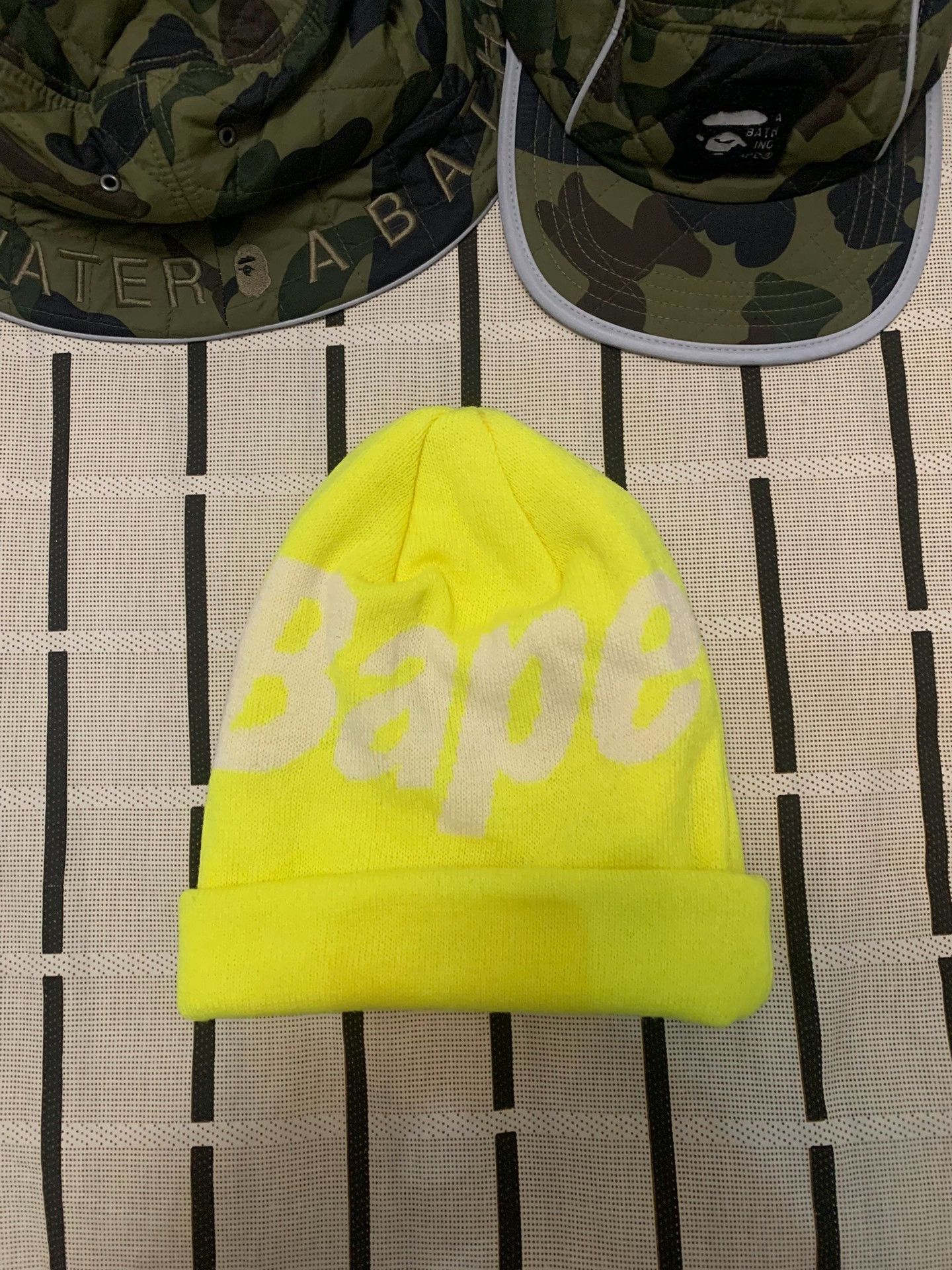 Bape Bape Yellow Hat M Men Size ONE SIZE - 1 Thumbnail