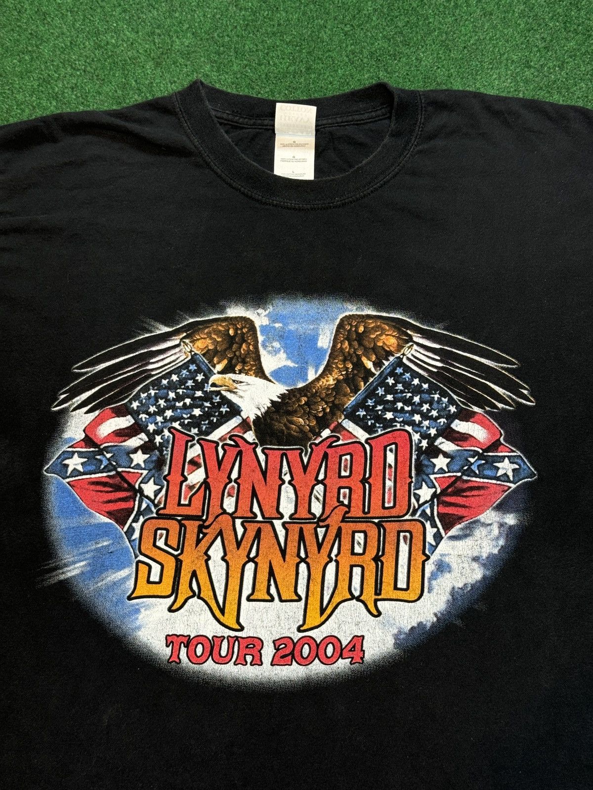 Band Tees × Gildan × Vintage Vintage Y2K Lynyrd Skynyrd 2004 Tour Band T Shirt Size US L / EU 52-54 / 3 - 2 Thumbnail