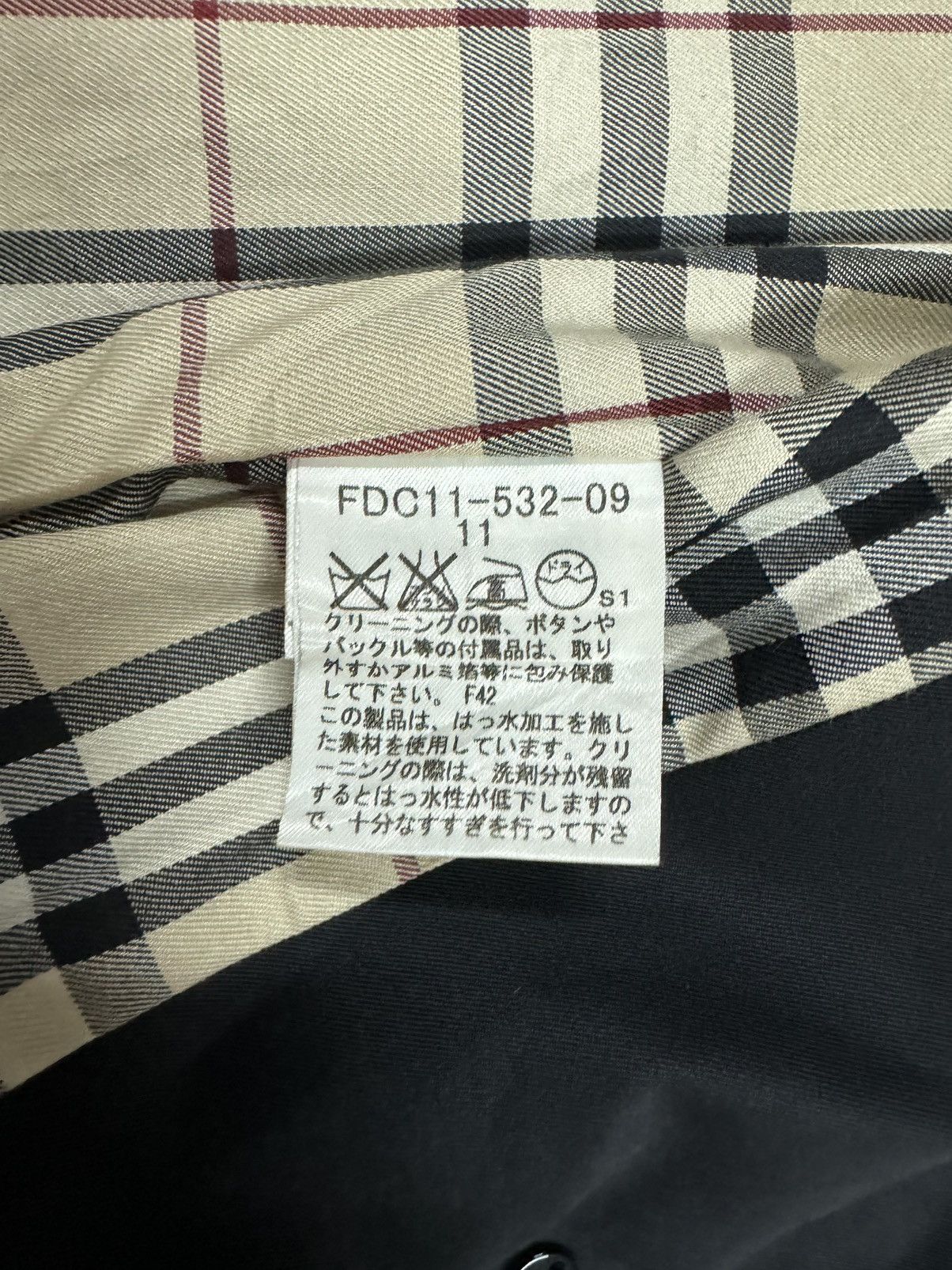 Burberry Authentic🔥Burberry London Parka Black Novacheck Inner Jacket Size US S / EU 44-46 / 1 - 20 Thumbnail
