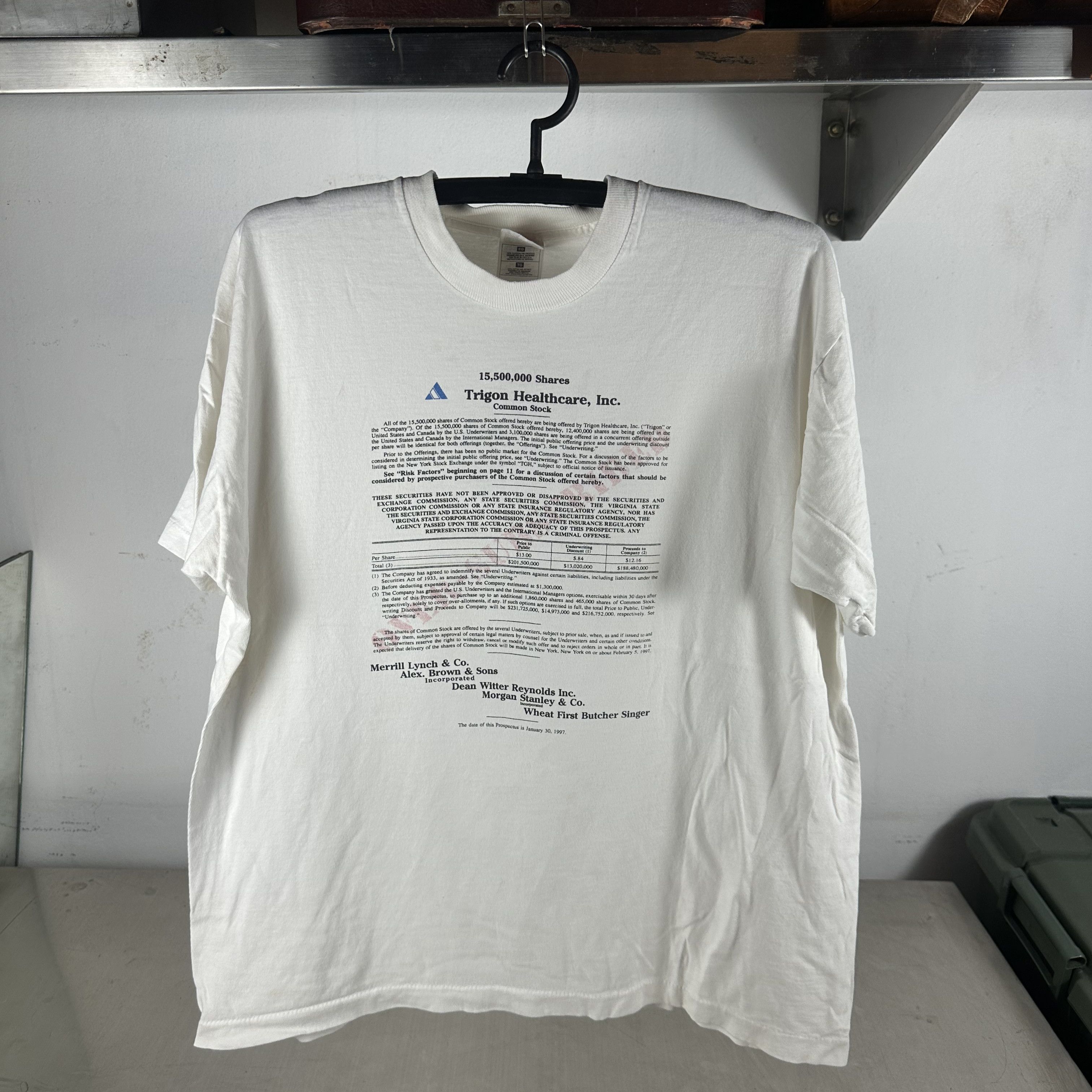 Vintage 1997 Common Stock Trigon Healthcare Inc Agreement T-Shirt Size US L / EU 52-54 / 3 - 1 Thumbnail