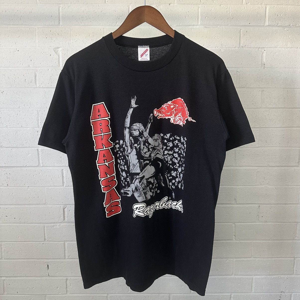 Jerzees Arkansas Razorbacks Single Stitch T-Shirt Size US L / EU 52-54 / 3 - 1 Thumbnail