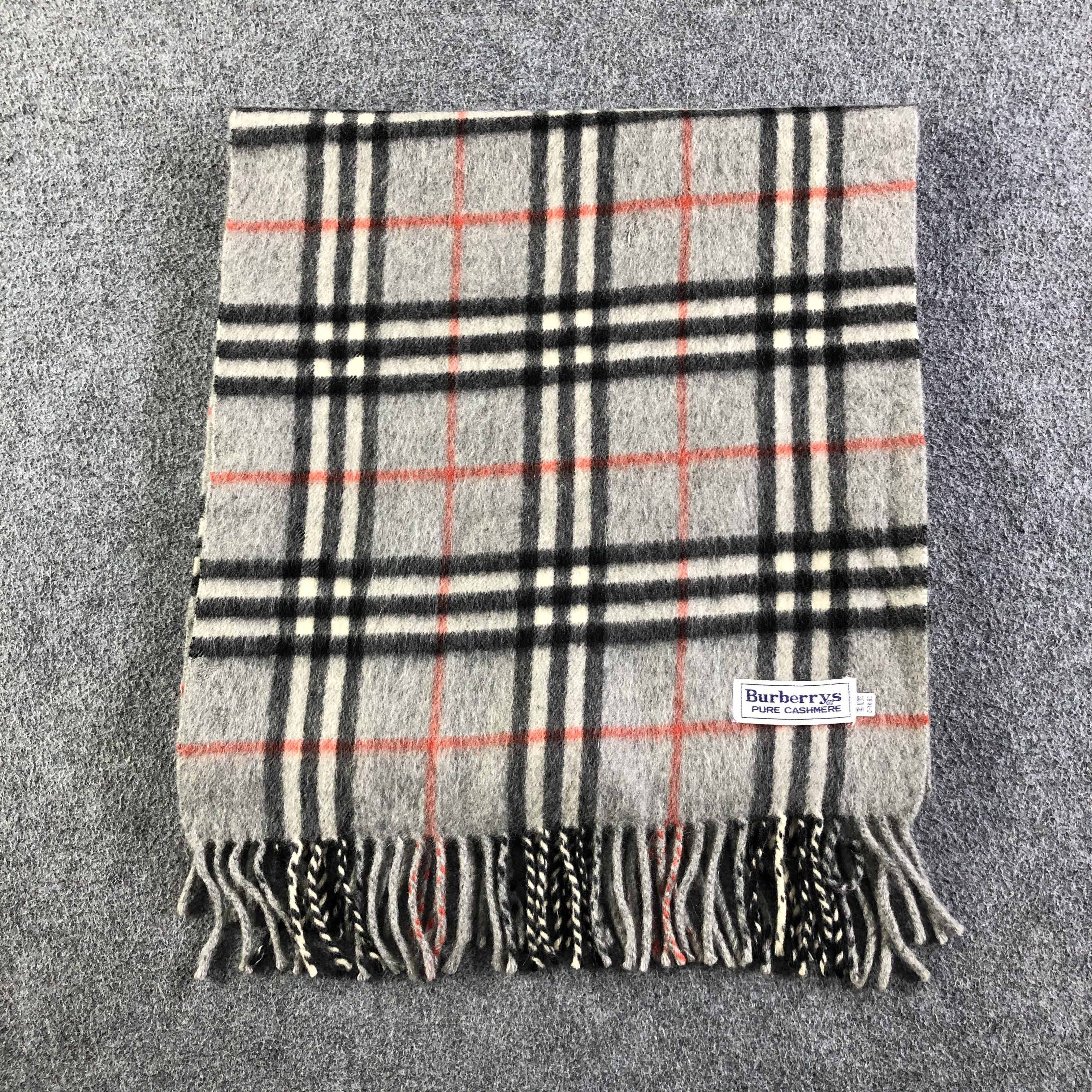 Burberry Burberrys Pure Cashmere Scarf / Muffler / Neckwear P091 Size ONE SIZE - 4 Thumbnail
