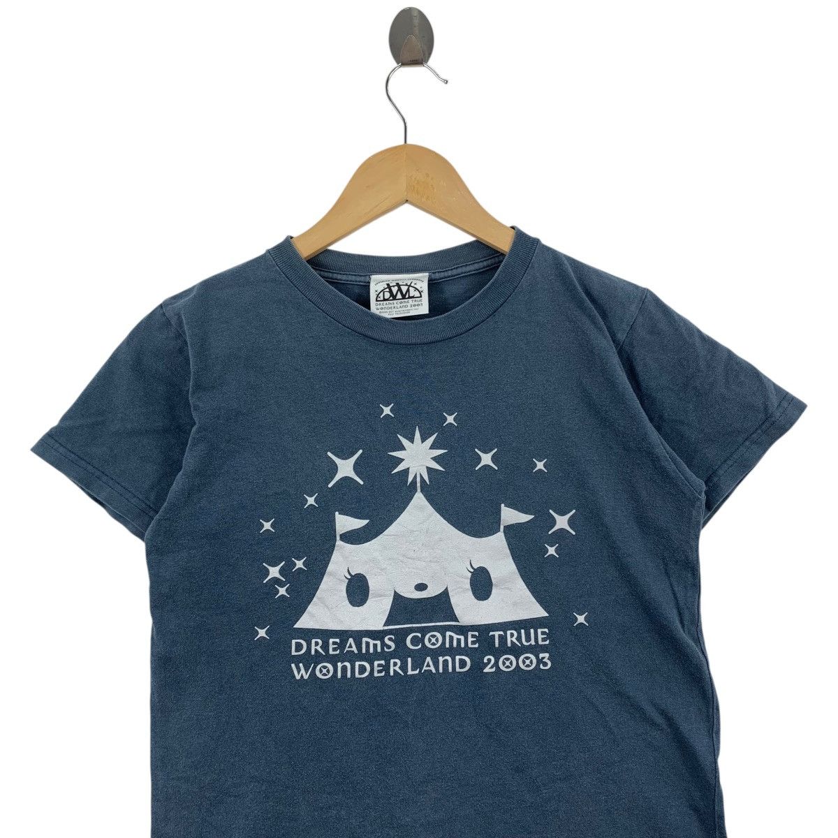 Japanese Brand WONDERLAND Dreams Come True 2003 Japanese Music Duo Tshirt Size US S / EU 44-46 / 1 - 2 Thumbnail