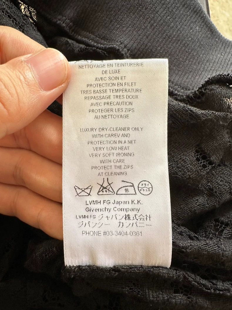Givenchy Givenchy Black Women's Lace Cut-out Knitwear with Shoulder Size XS / US 0-2 / IT 36-38 - 8 Thumbnail