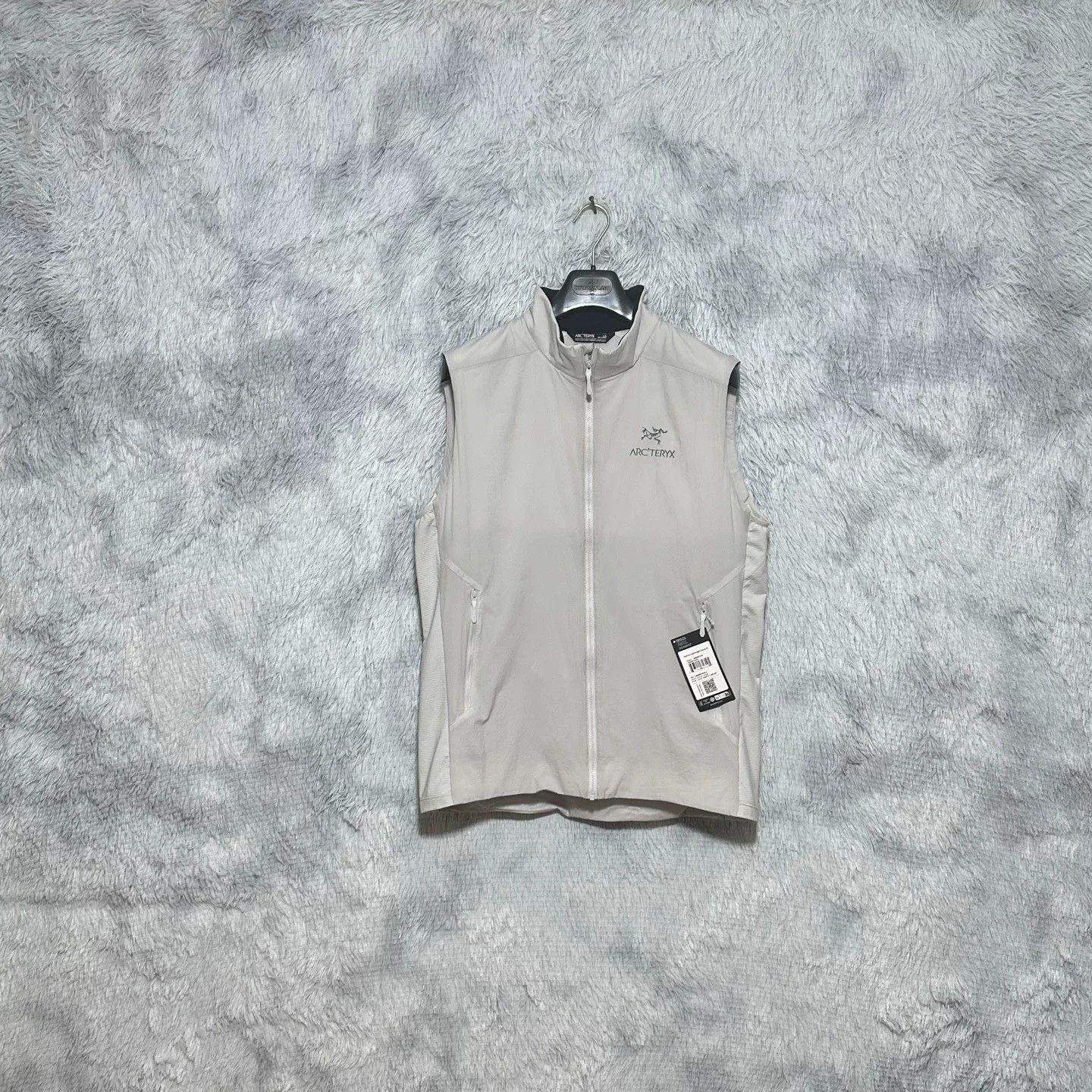 arcteryx atom sl vest in hidden gray