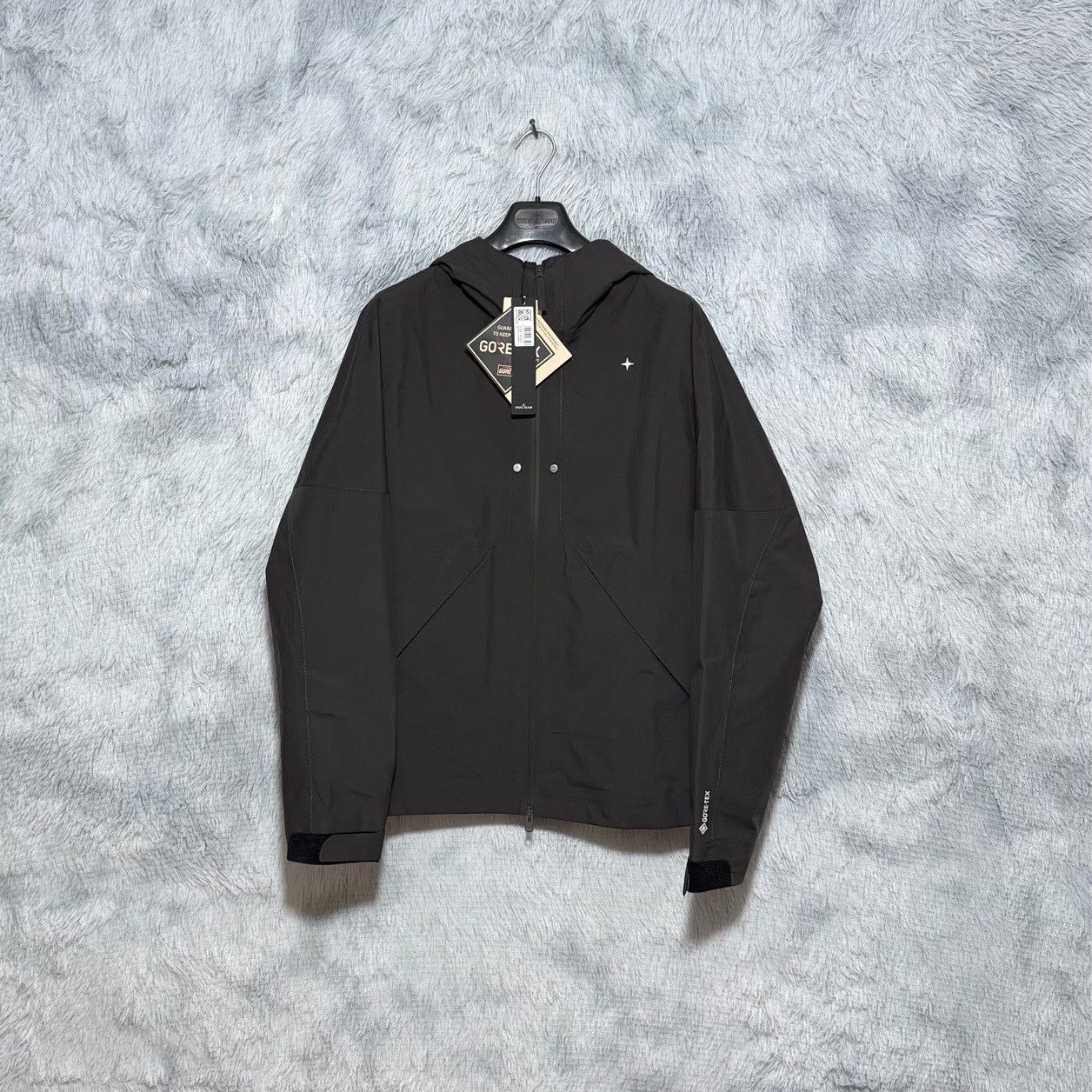 Stone Island Stone Island Gray Designer Casual Size US L / EU 52-54 / 3 - 1 Thumbnail