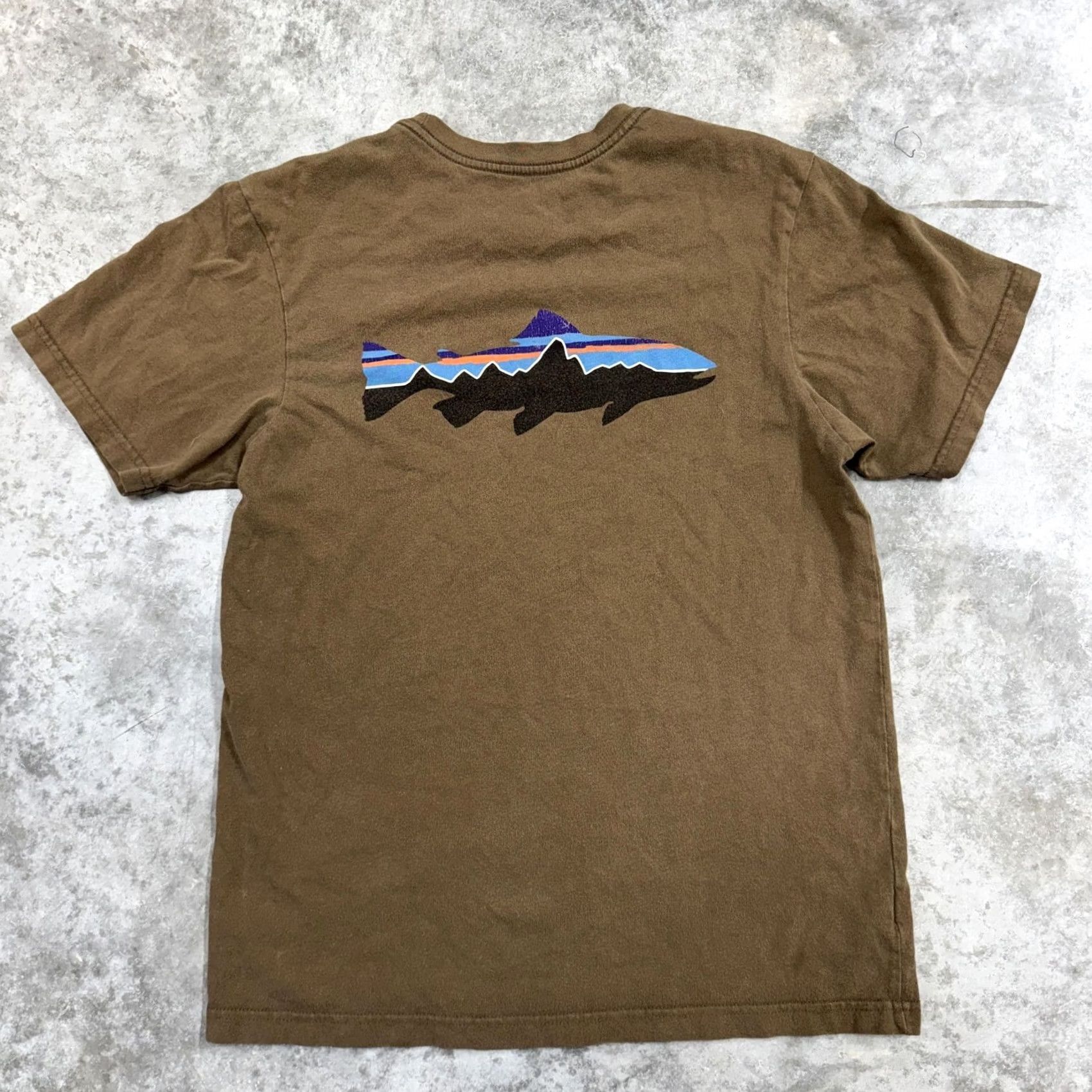 Patagonia Patagonia Shirt Mens Small Brown Fitz Roy Trout Organic Cotton Made in USA Tee Size US S / EU 44-46 / 1 - 2 Thumbnail
