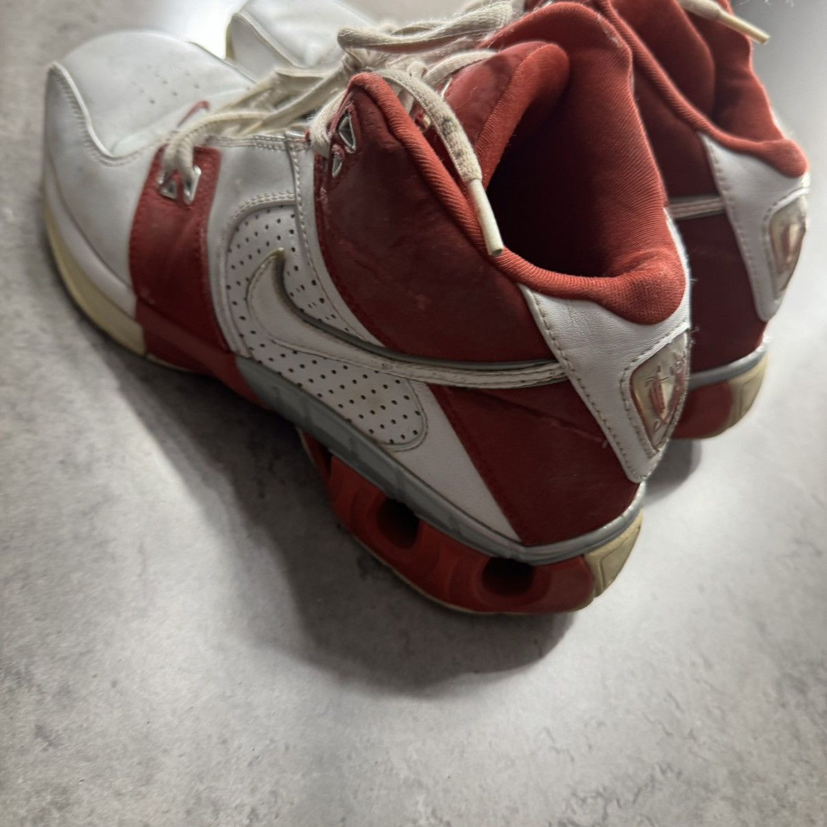 Jordan Brand Vintage Nike Flight 2004 Sneakers Size US 9 / EU 42 - 9 Thumbnail