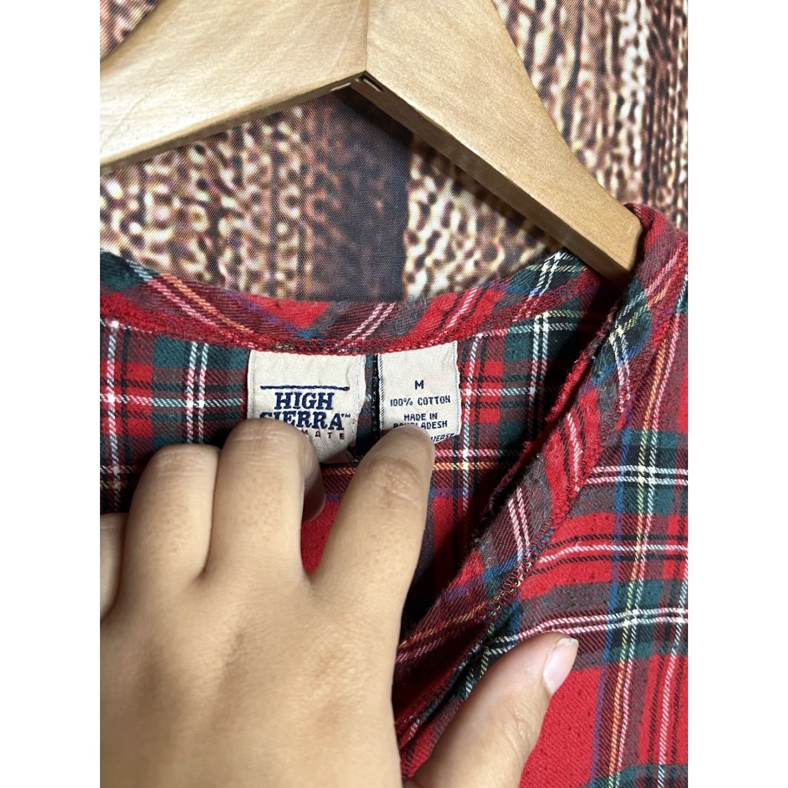 High Sierra VINTAGE High Sierra MEN'S M Nightshirt Nightgown PLAID FLANEL Red 80s Sleepwear Size US M / EU 48-50 / 2 - 4 Thumbnail