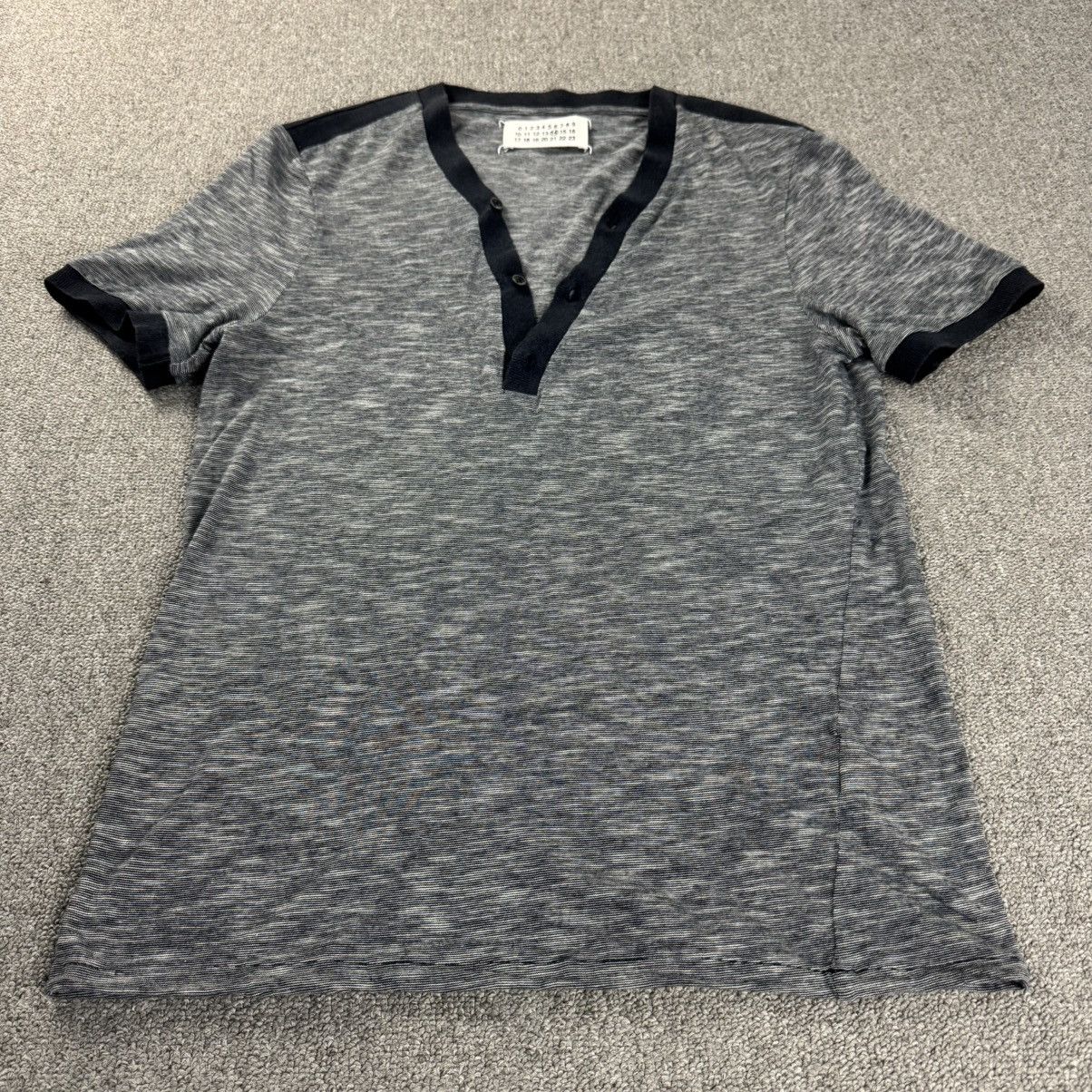 Maison Margiela Maison Margiela - Line 14 - V-neck Shirt Size US M / EU 48-50 / 2 - 4 Thumbnail