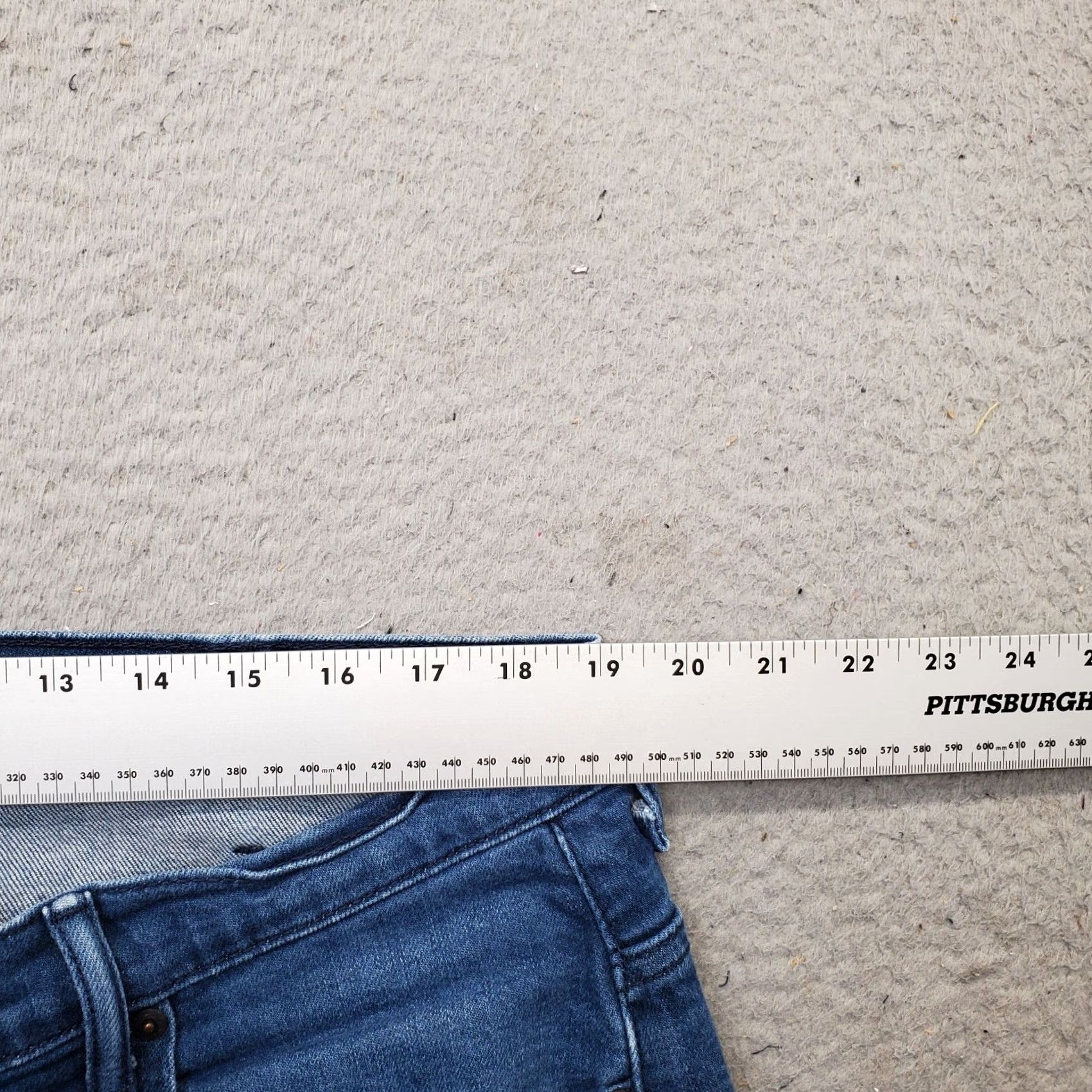 Levi's Levi's Jeans Mens 38 Navy Whiskered Faded Denim Relaxed Red Tab Straight Jeans Mens 38 Navy Whiskered Faded Denim Relaxed Red Tab Mens Gear Size US 38 / EU 54 - 5 Thumbnail