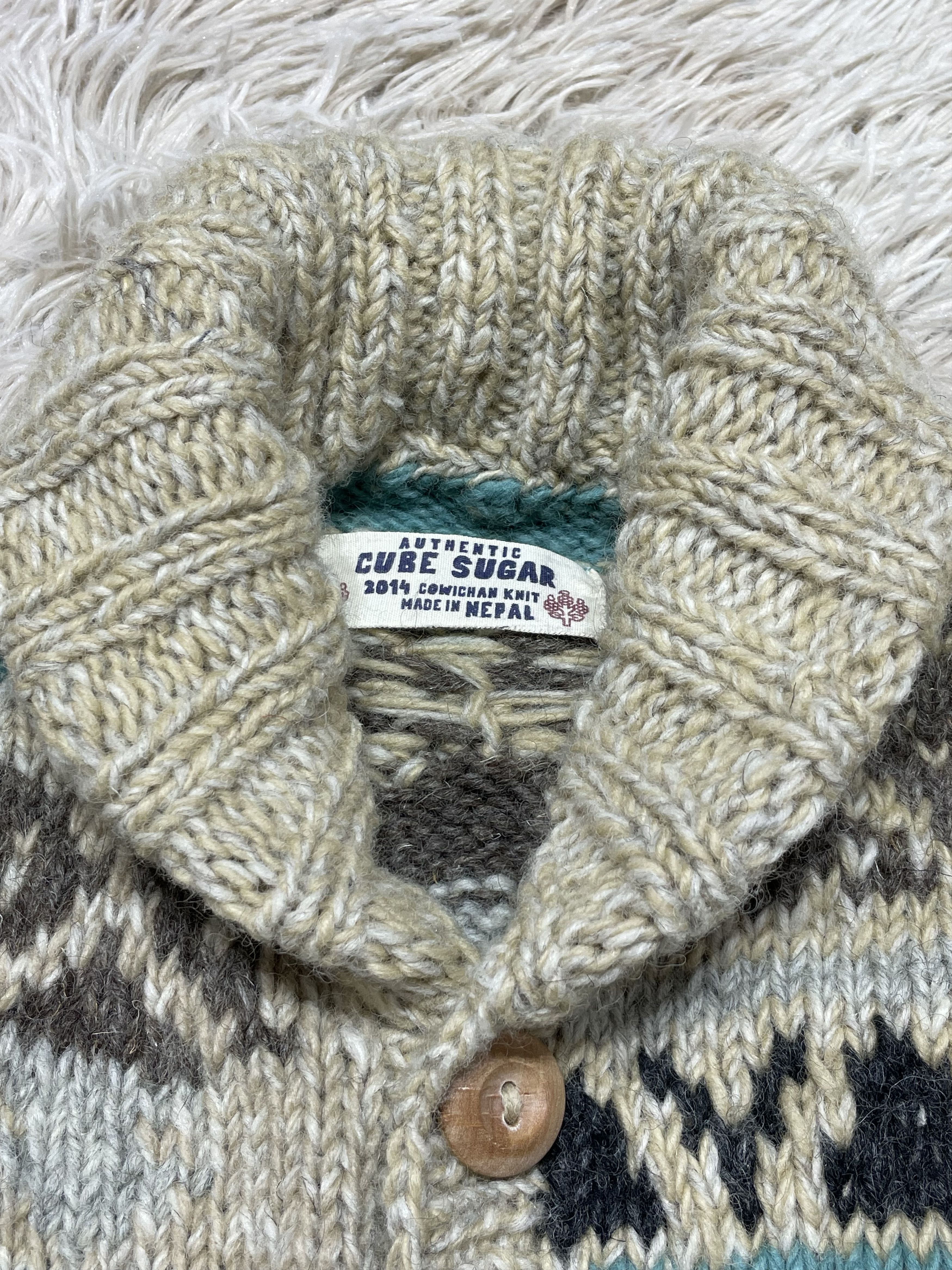Japanese Brand Cube Sugar Cowichan Knit Wool Vest Size M / US 6-8 / IT 42-44 - 6 Thumbnail