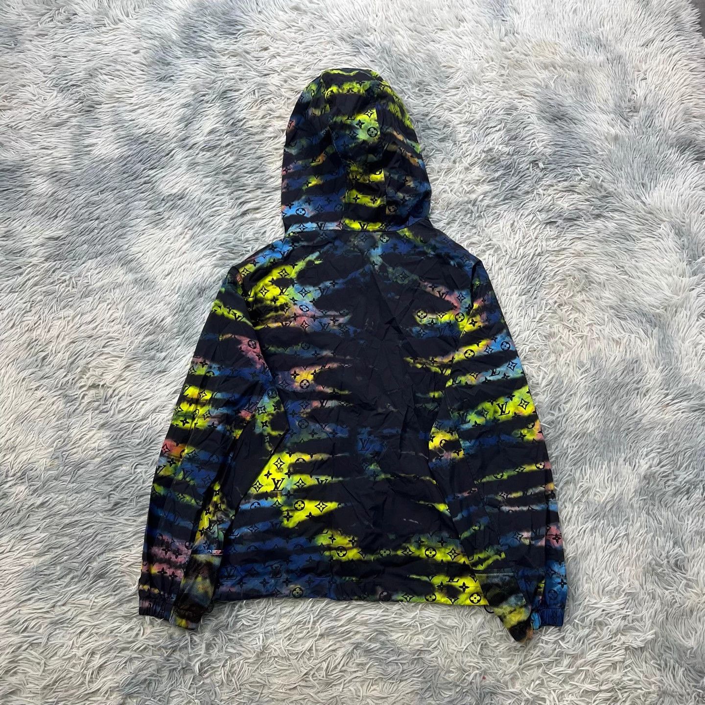 Louis Vuitton Louis Vuitton tie-dye all-over print coat, Size US XL / EU 56 / 4 - 1 Thumbnail