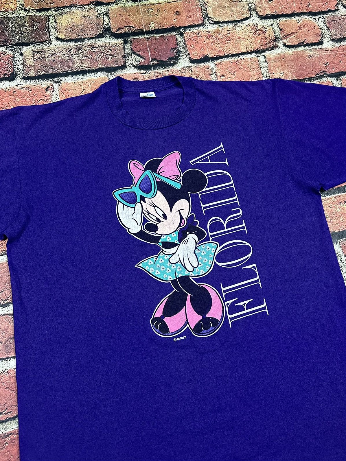Vintage Vintage Walt Disney MINNIE MOUSE Orlando Florida T-Shirt 90s Size US XL / EU 56 / 4 - 2 Thumbnail