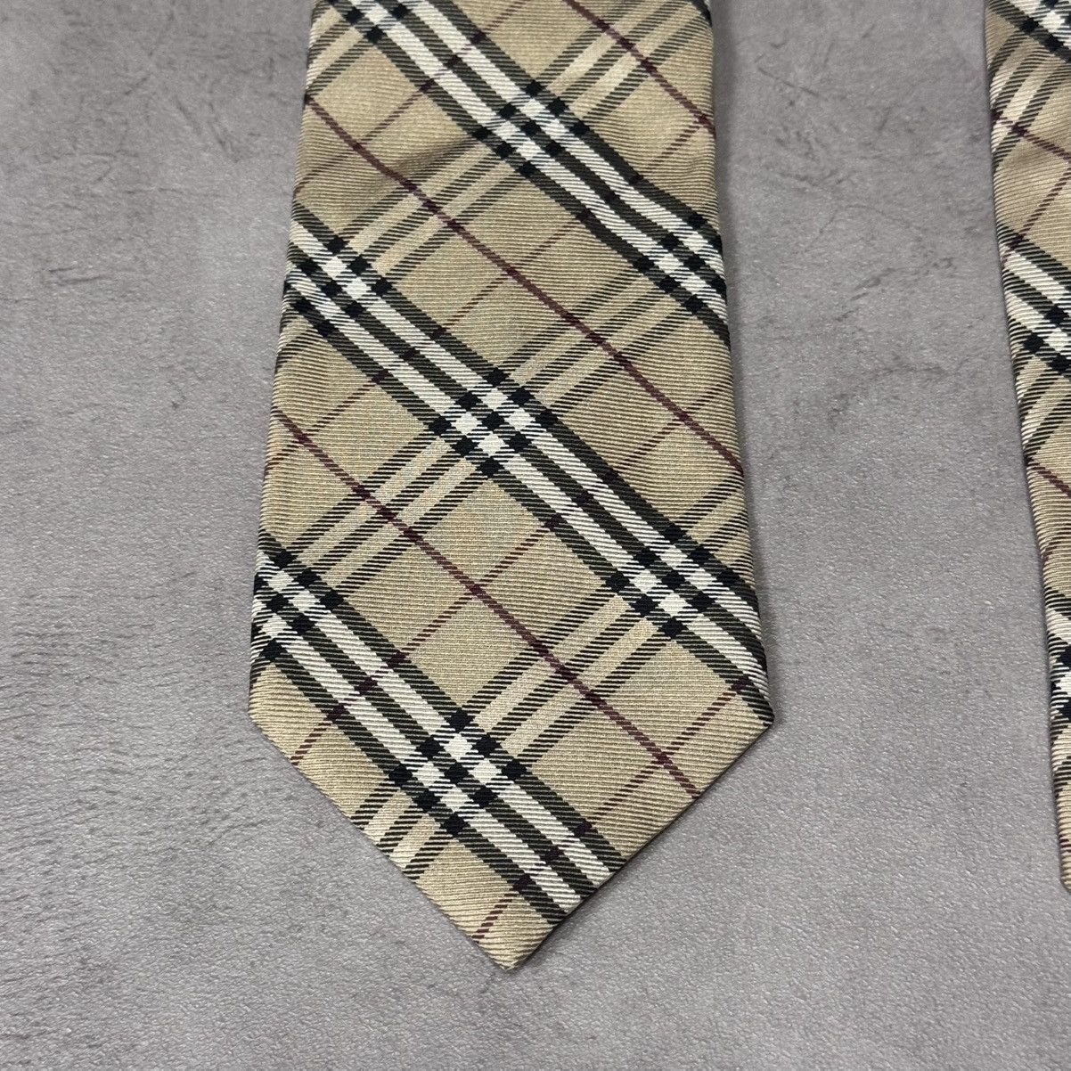 Burberry Burberry London Men's Classic Pattern Neck Tie Silk Size ONE SIZE - 3 Thumbnail