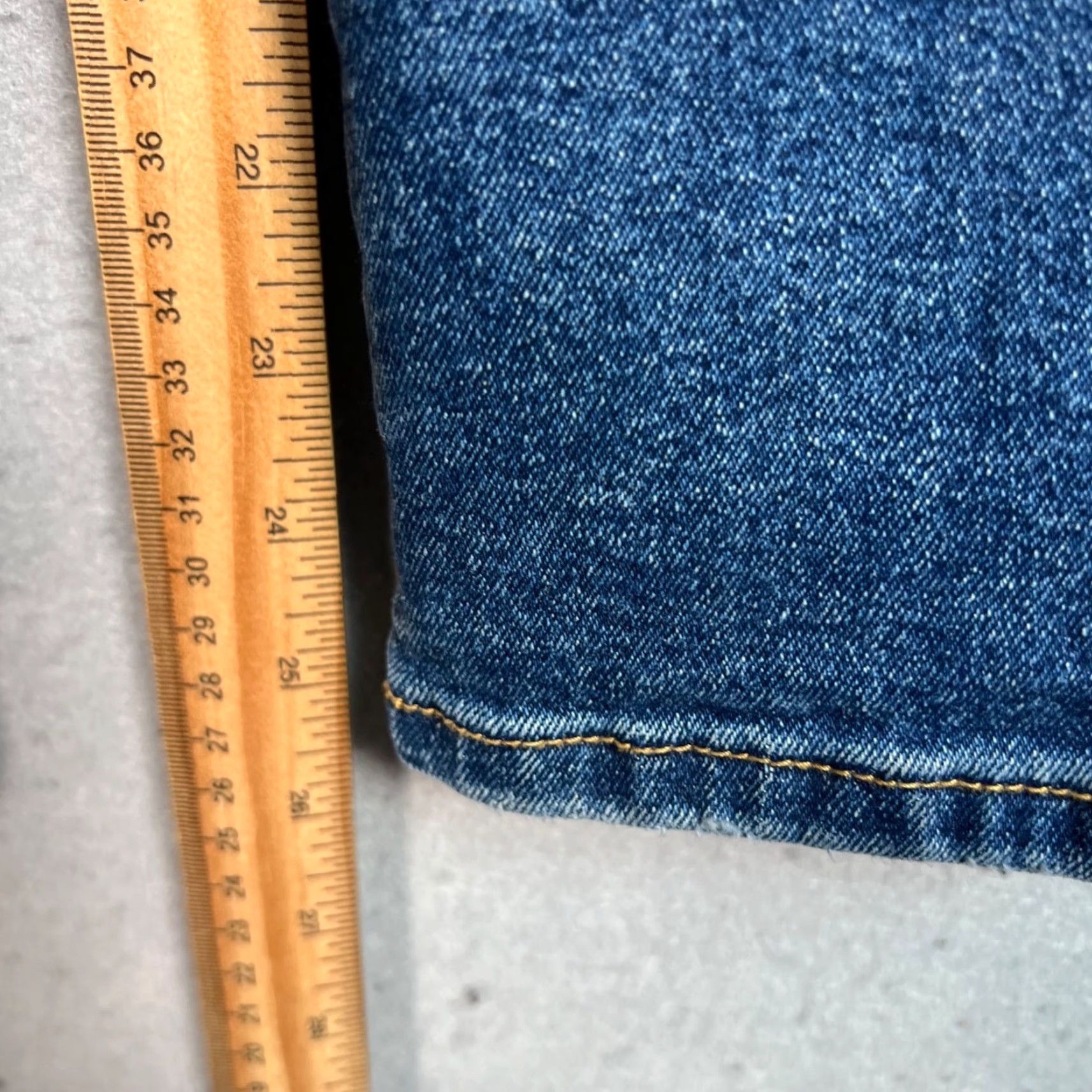 Zara VINTAGE Zara Womens Size 6 High-Waist Straight-Leg Denim Jeans Medium Wash Ankle Slit Size 28" / US 6 / IT 42 - 7 Thumbnail