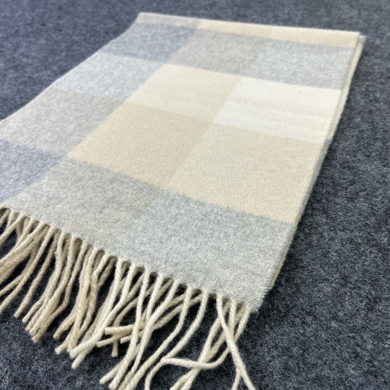 Coach Coach Cashmere Scarf / Muffler / Neckwear T416 Size ONE SIZE - 5 Thumbnail