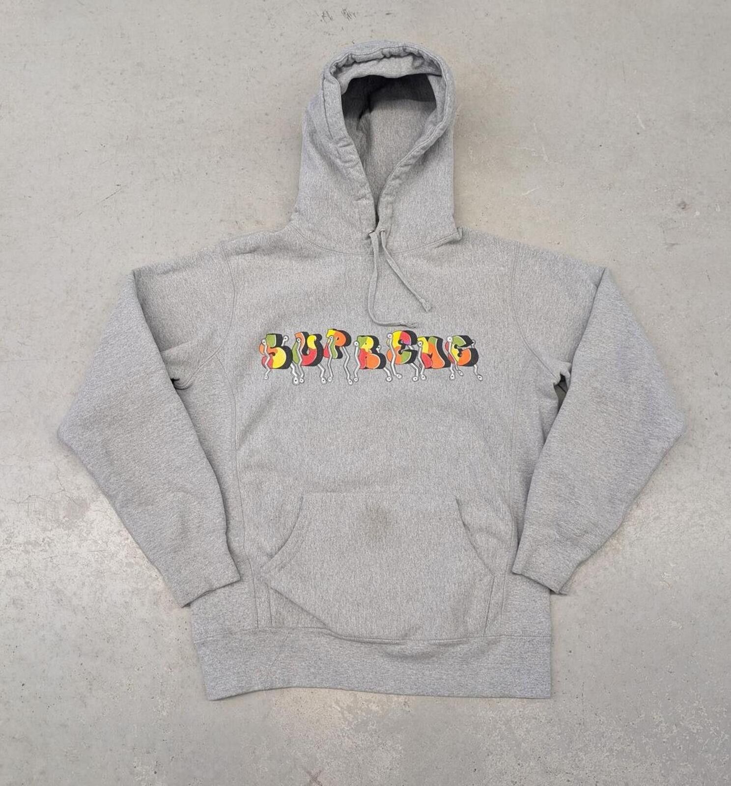 Supreme Supreme 2016 Whole Car Logo Gray Heavy Weight Hoodie Size US L / EU 52-54 / 3 - 1 Thumbnail