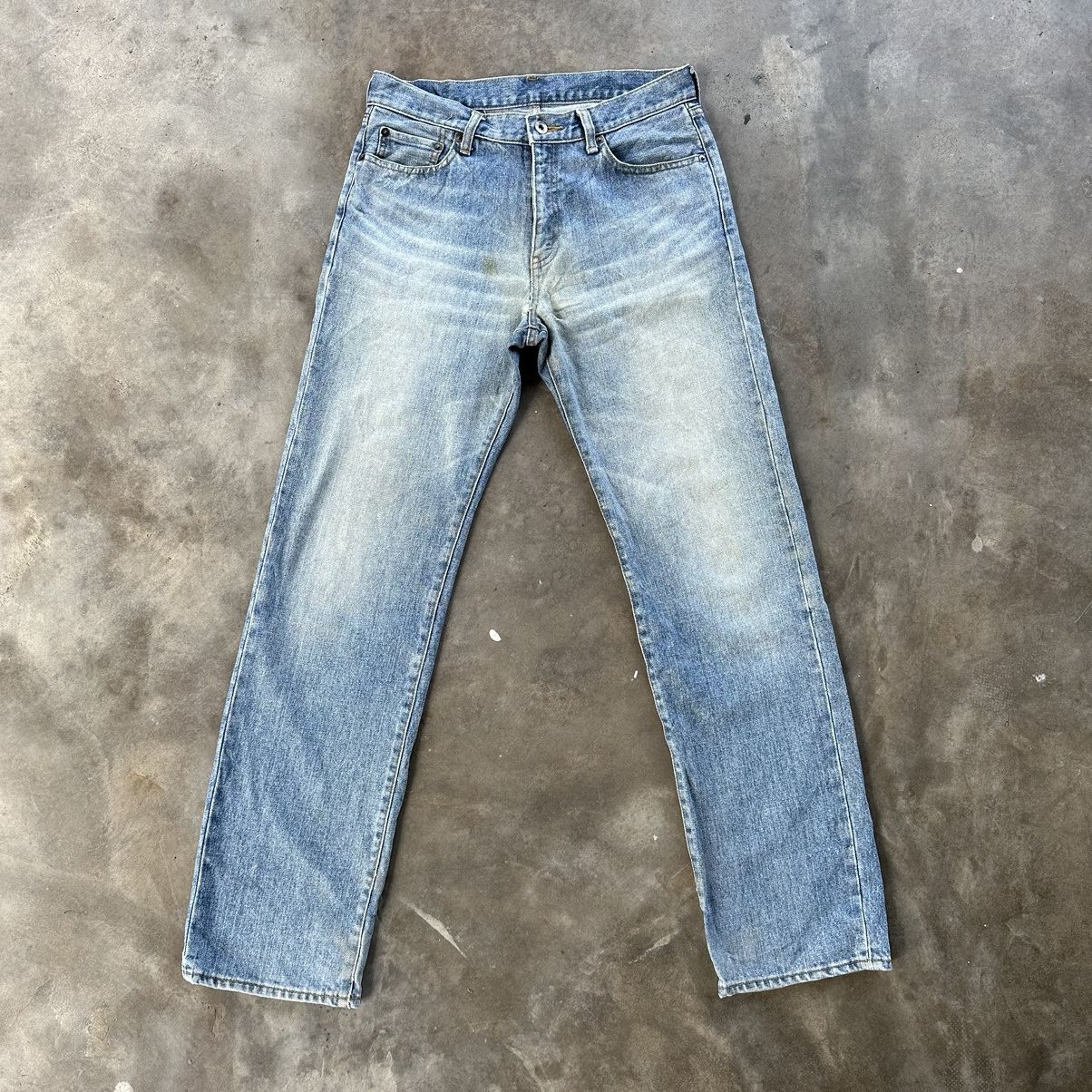 Japanese Brand Vintage Japanese Light Wash Faded Denim Jean Pant W32 Size US 32 / EU 48 - 1 Thumbnail