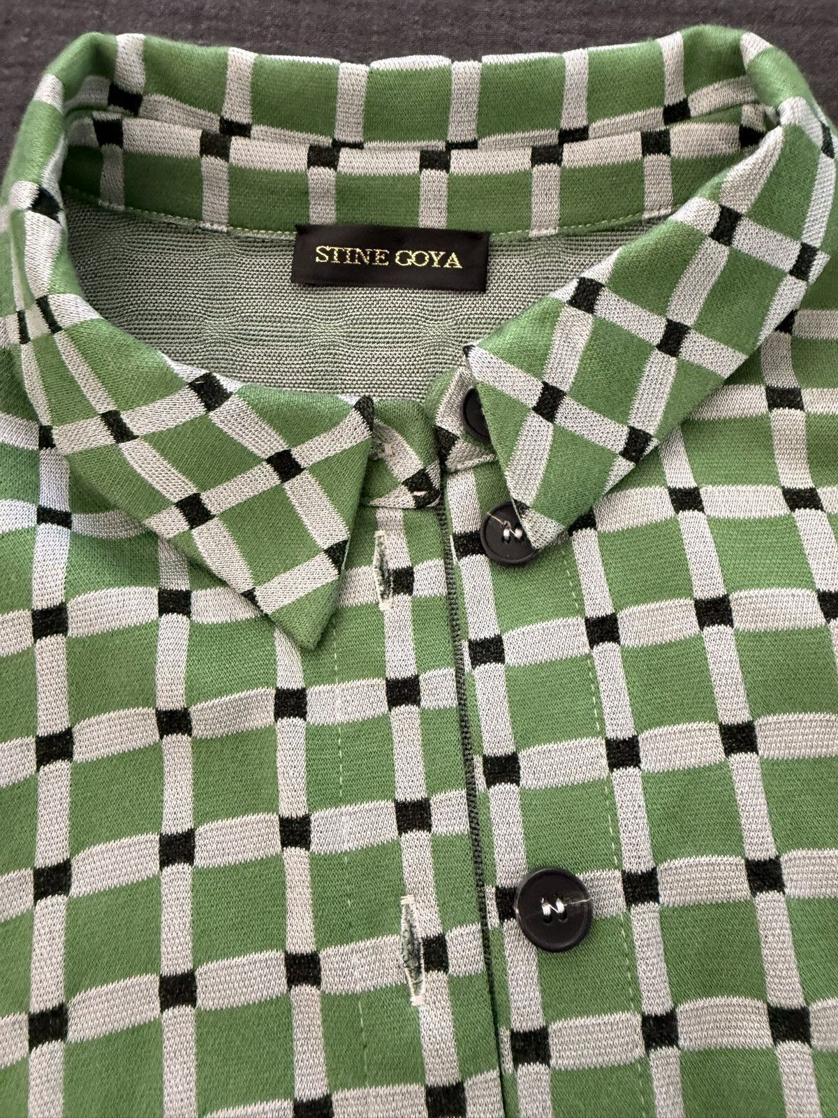 Grant Stone Button Down Blouse in Green, Women's (Size M) — image 2 of 5