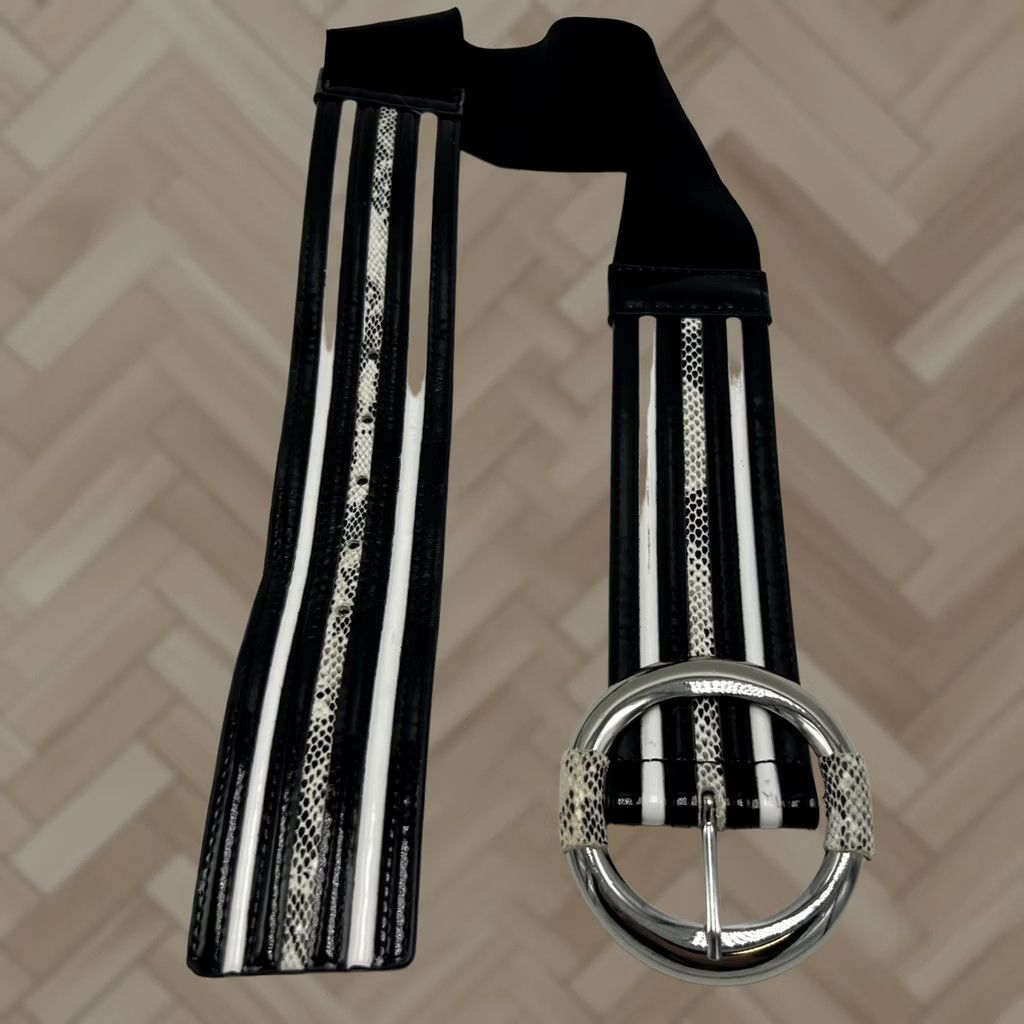 Vintage Statement Belt Womens XS Wide Black White Stretch Back Leather Snake Print 26-29 Size ONE SIZE - 1 Thumbnail