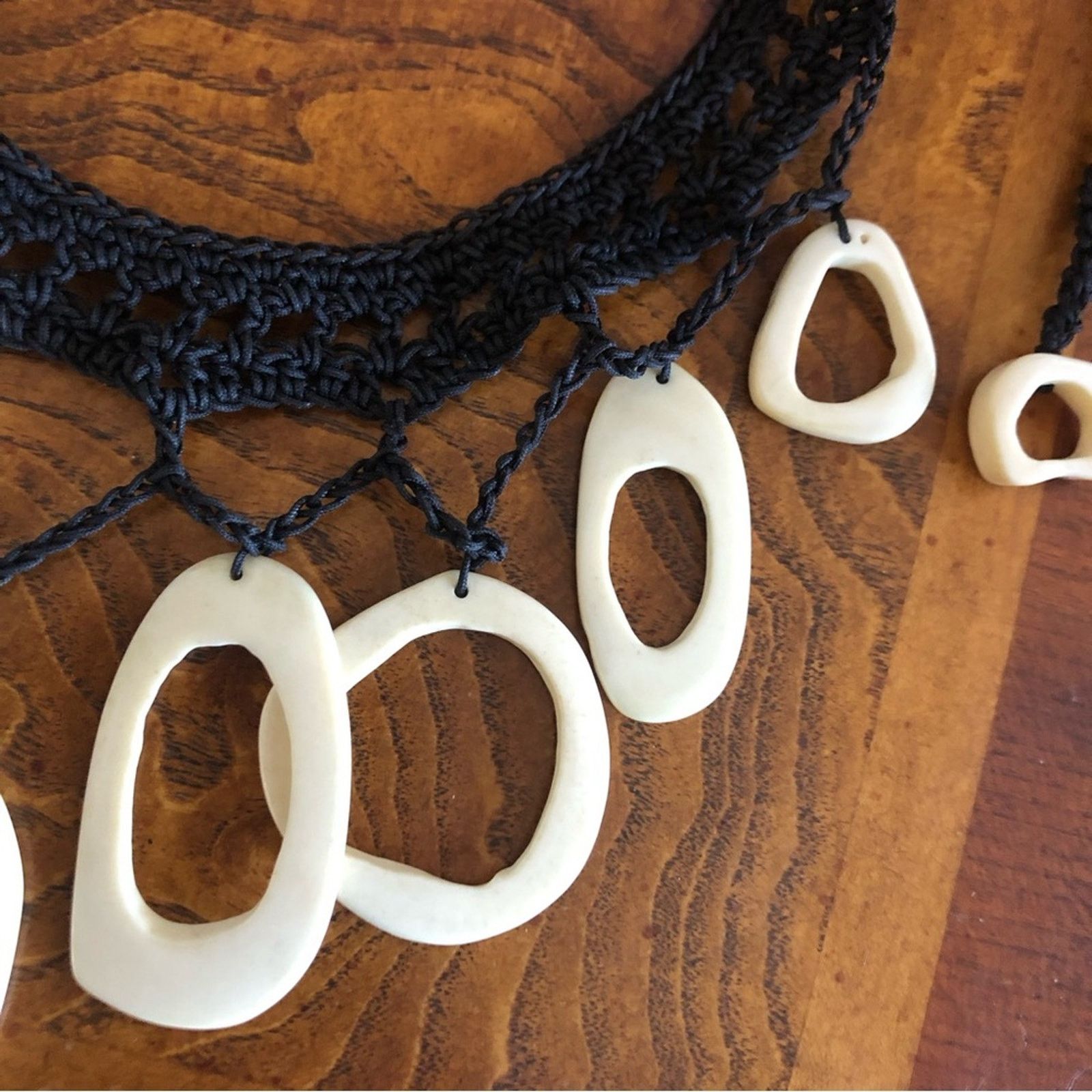 Handmade Handcrafted crochet simulated bone disc necklace Size ONE SIZE - 9 Thumbnail