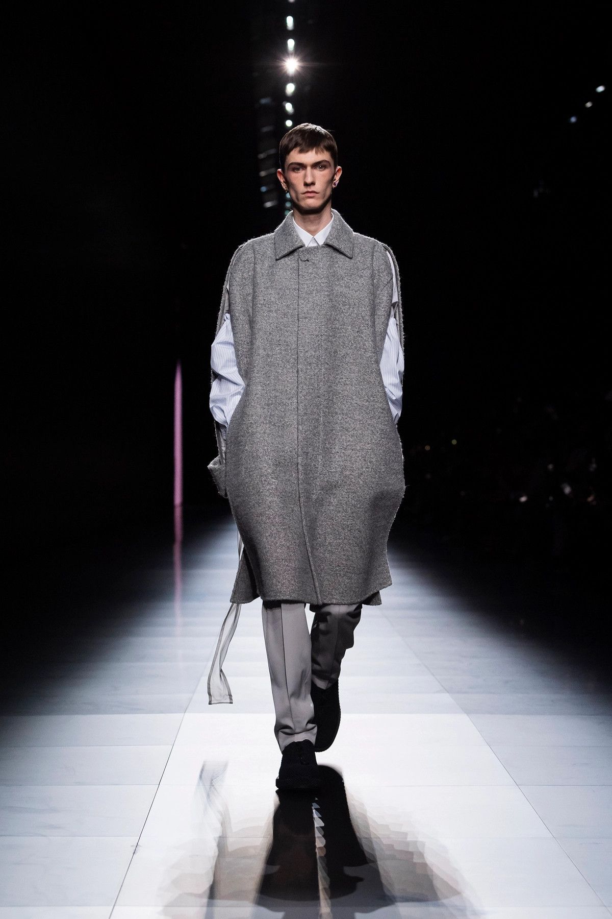 Dior o1bcso1str1224 Coat in Grey Virgin Size US M / EU 48-50 / 2 - 7 Thumbnail