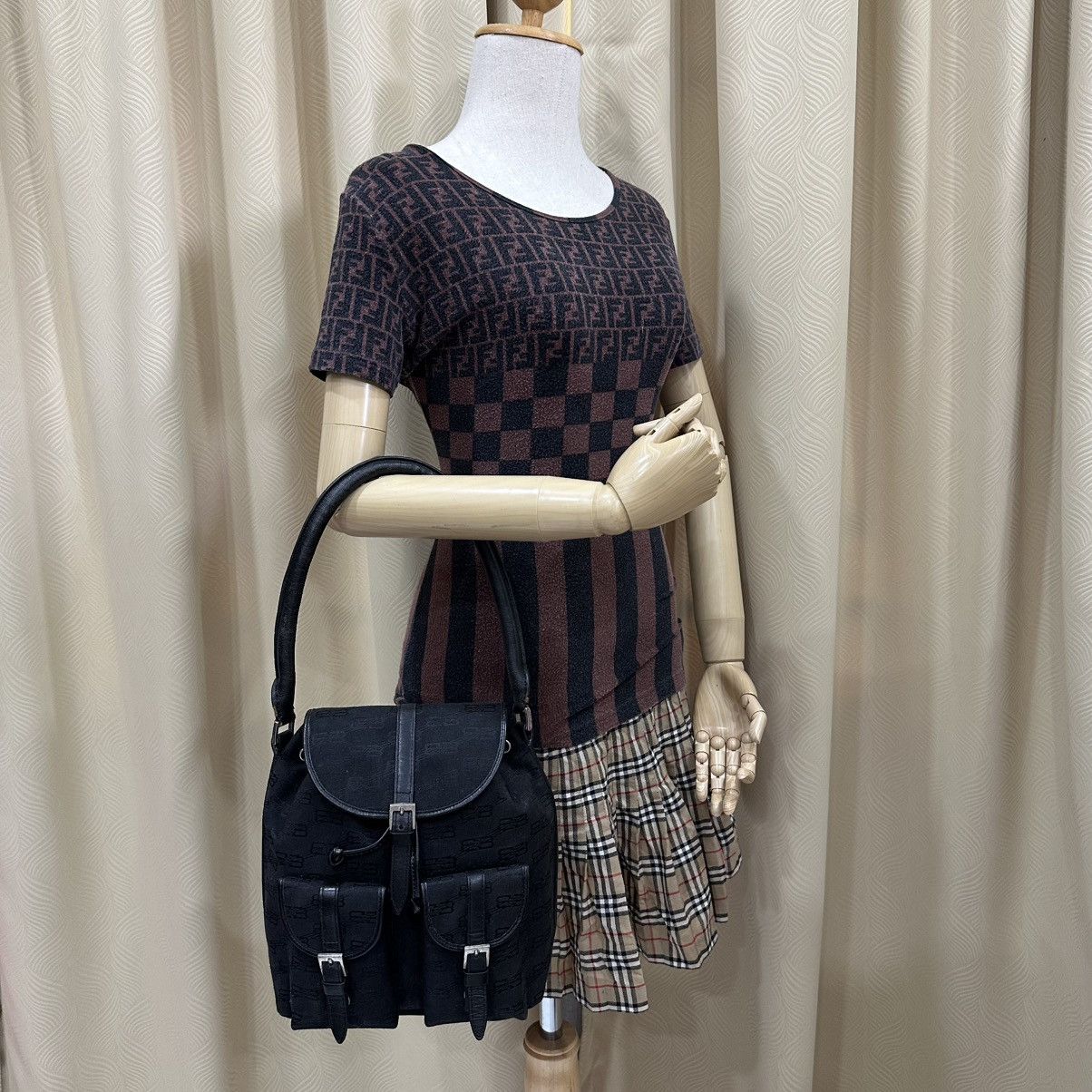 Balenciaga ‼️LD‼️ BALENCIAGA PARIS BB MONOGRAM DRAWSTRING SHOULDER BAG Size ONE SIZE - 16 Thumbnail