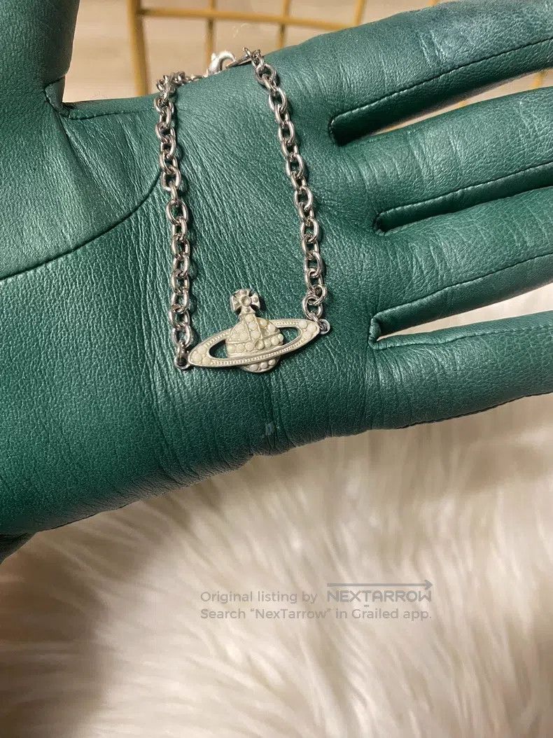 Vivienne Westwood Vivienne Westwood Vintage white diamond flat bracelet Size ONE SIZE - 1 Thumbnail