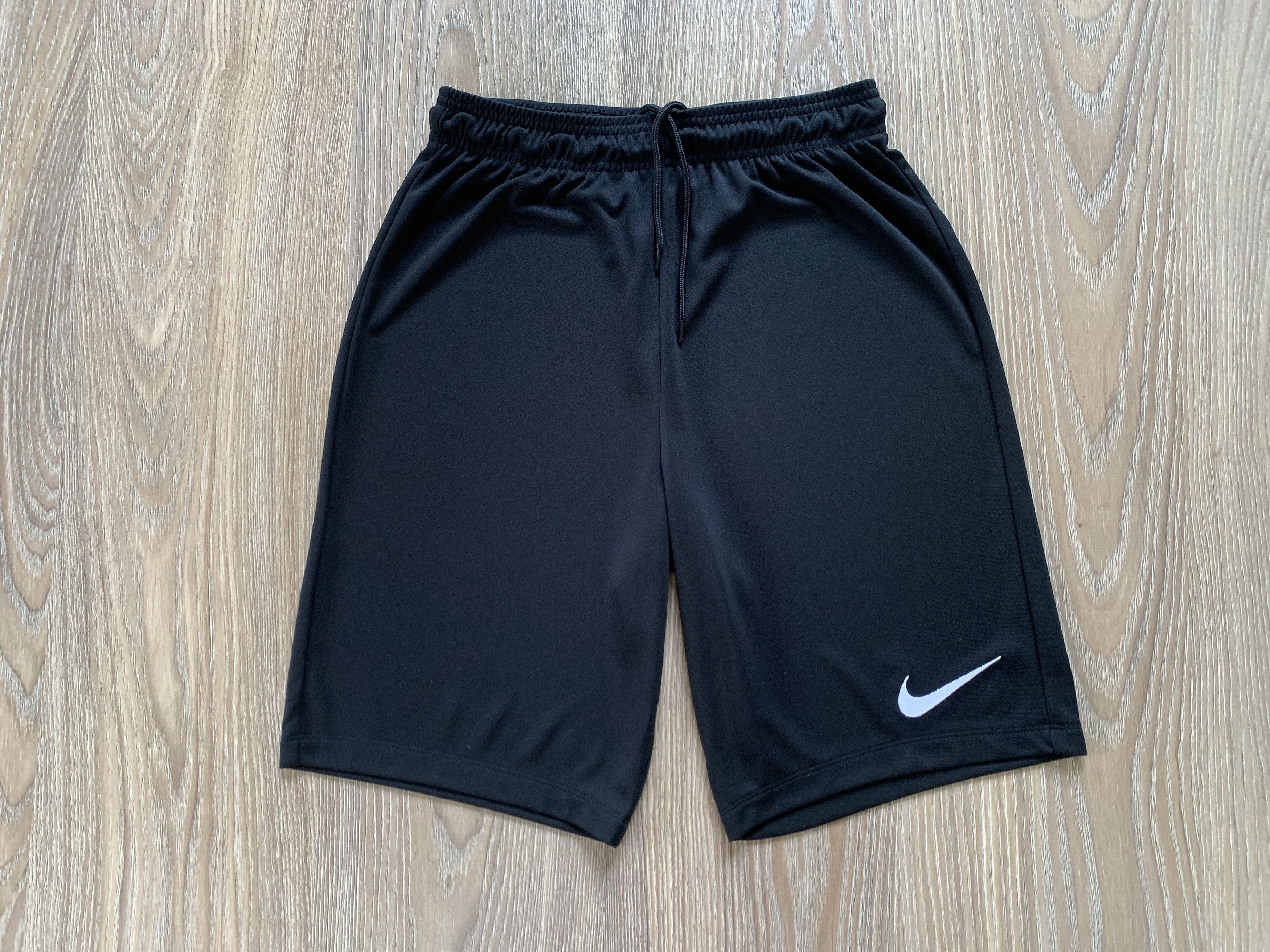 Nike Nike Light Black Training Shorts Size US 30 / EU 46 - 2 Thumbnail