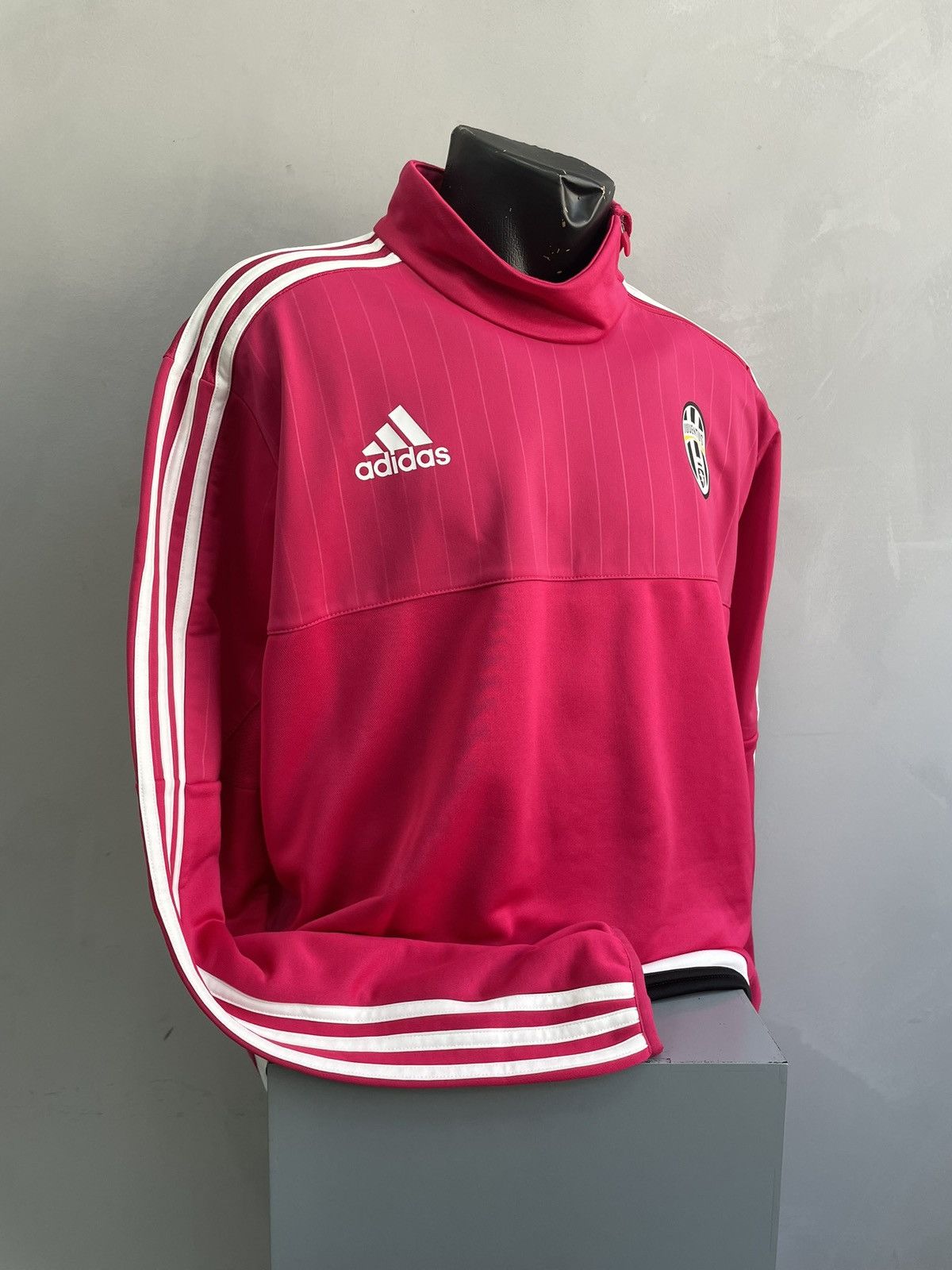 Adidas Adidas FC Juventus pink training sweatshirt CR7 y2k drake Size US XL / EU 56 / 4 - 6 Thumbnail