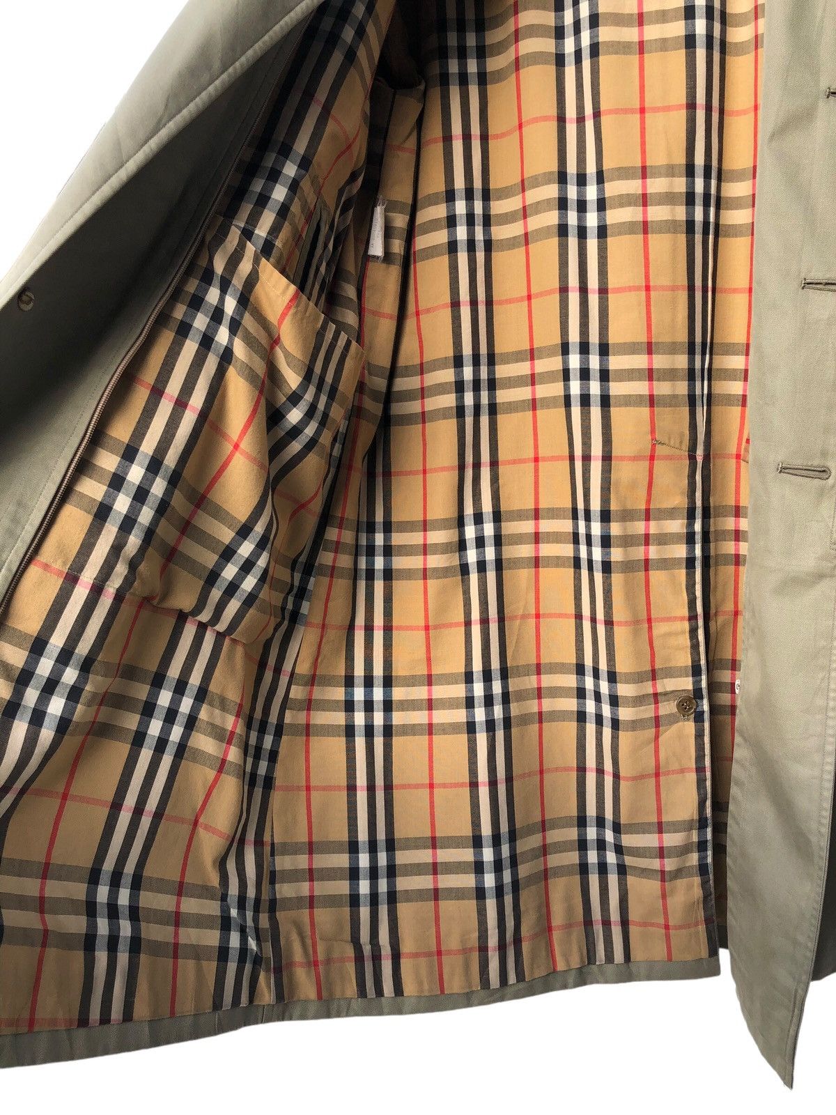 Burberry Vintage Burberry Trench Coat Size US L / EU 52-54 / 3 - 8 Thumbnail