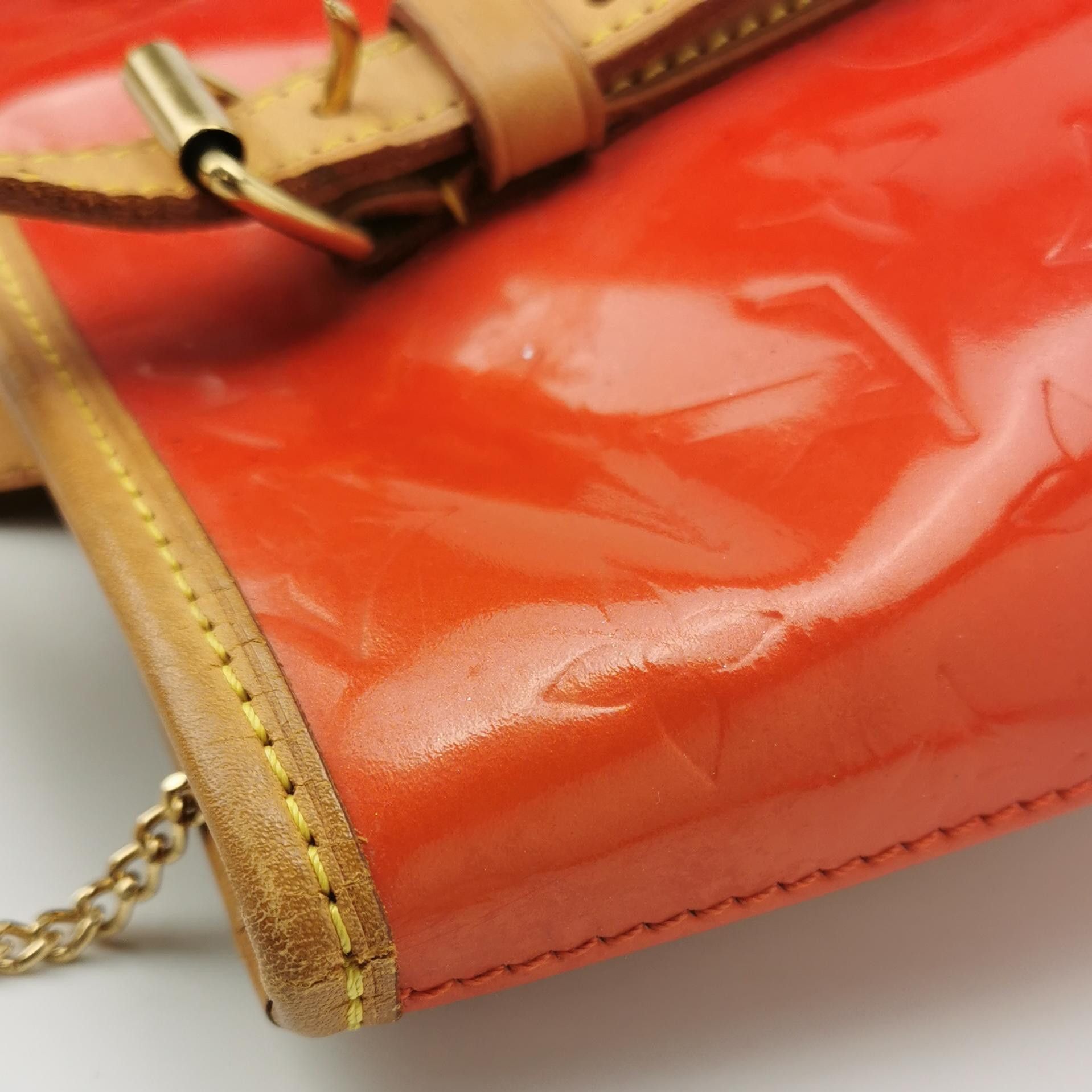 Louis Vuitton Louis Vuitton (LV) Bucket Large Patent Leather Vintage Embo Size ONE SIZE - 5 Thumbnail