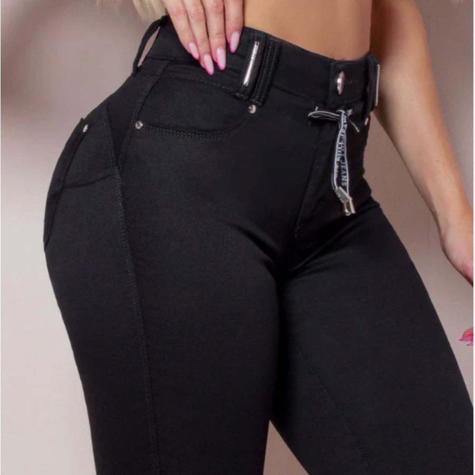 Other Pitbull Stylish Black High-Waisted Butt-Lifting Jeans size 0 Size 25" / US 0 / IT 36 - 1 Thumbnail