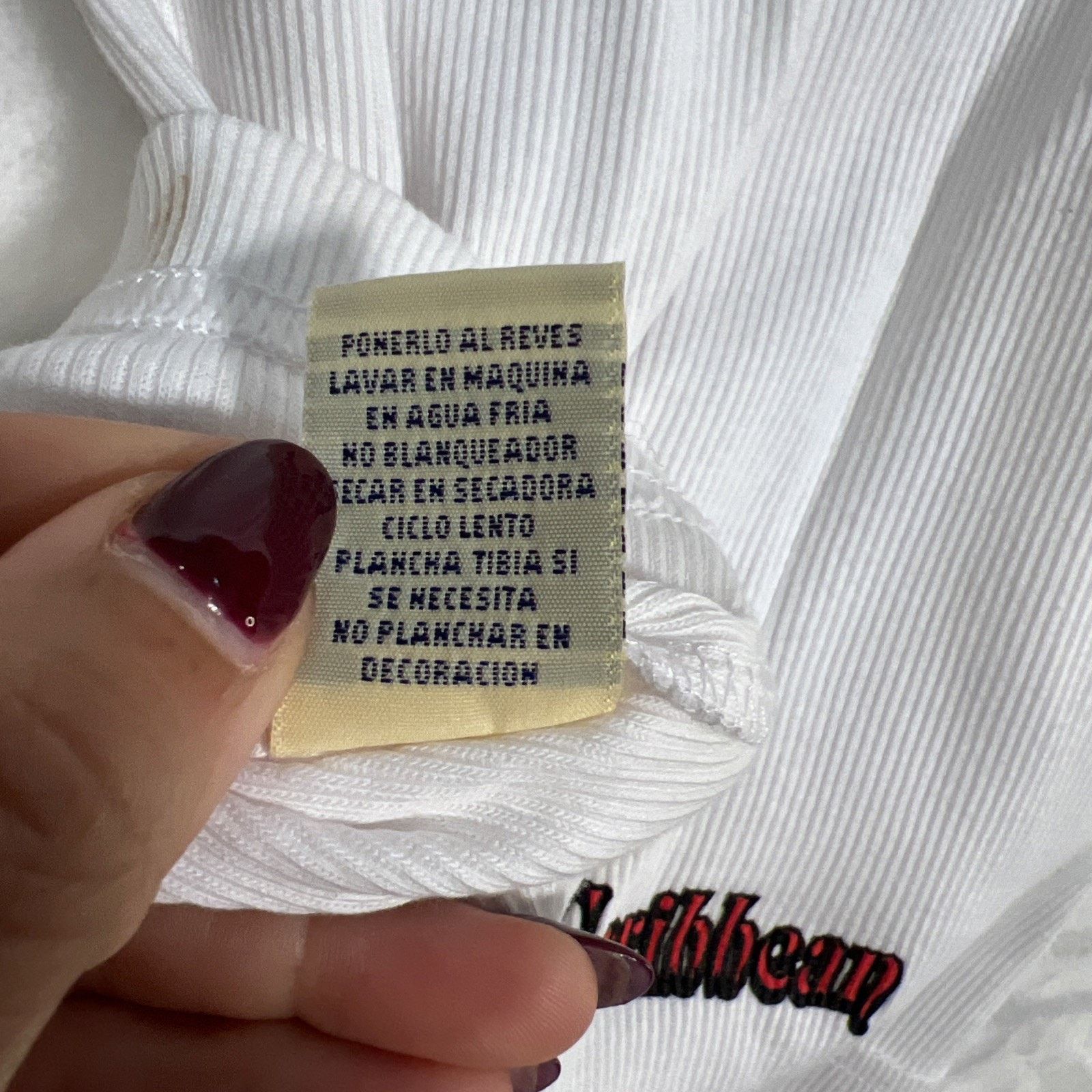 Disney Walt Disney World White tank top Pirates of the Caribbean Size US XL / EU 56 / 4 - 13 Thumbnail