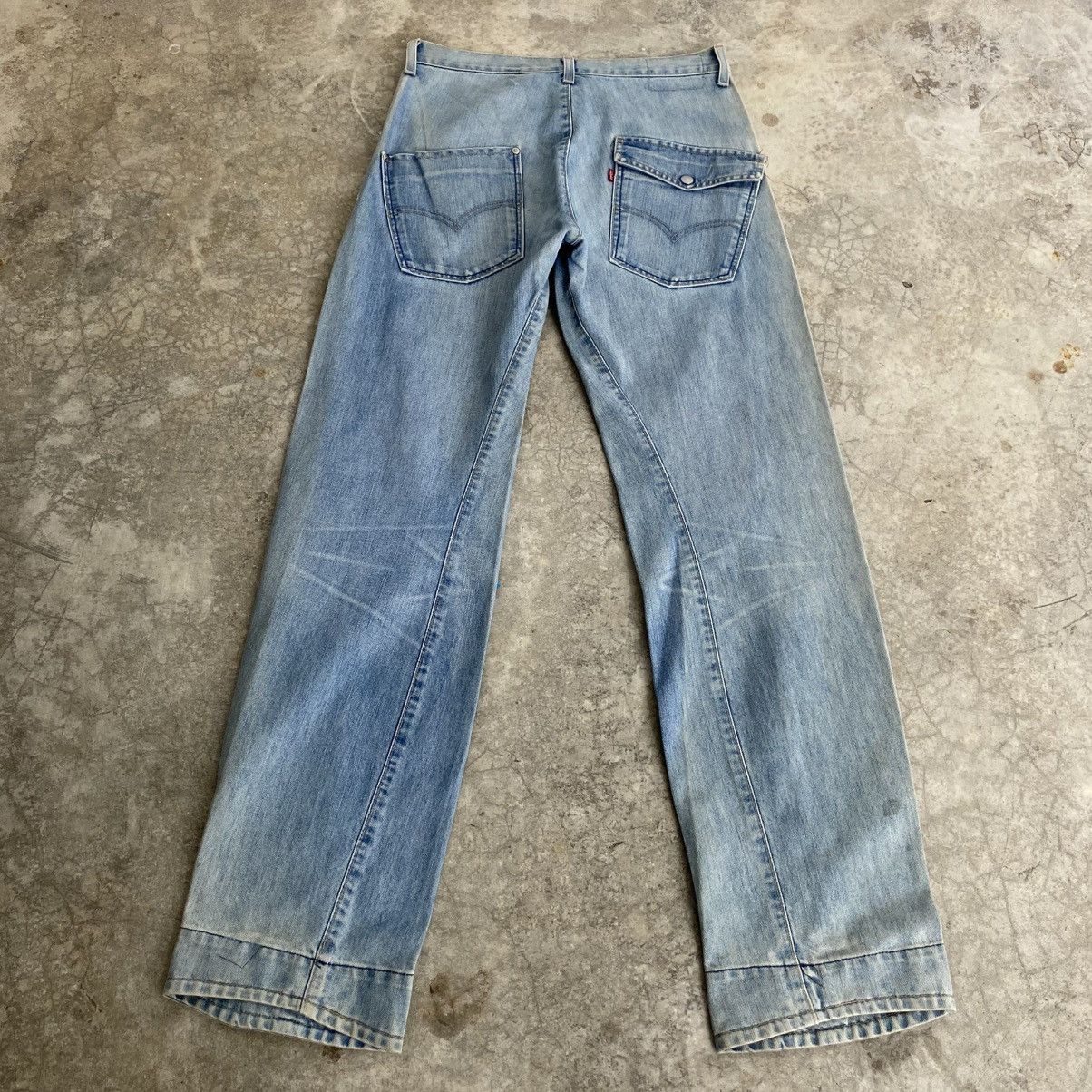 Levi's Vintage Levis Engineered Loose Faded Blue Twisted Leg Jeans Size US 32 / EU 48 - 8 Thumbnail