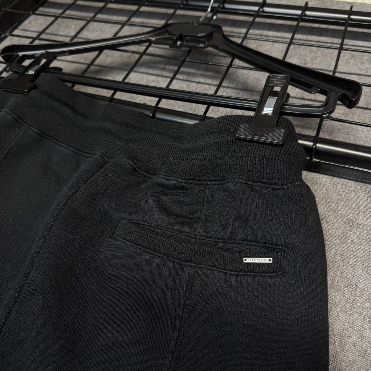 Diesel × Japanese Brand Vintage Diesel Pants Cotton Sweatpants baggy black opium Size US 30 / EU 46 - 7 Thumbnail