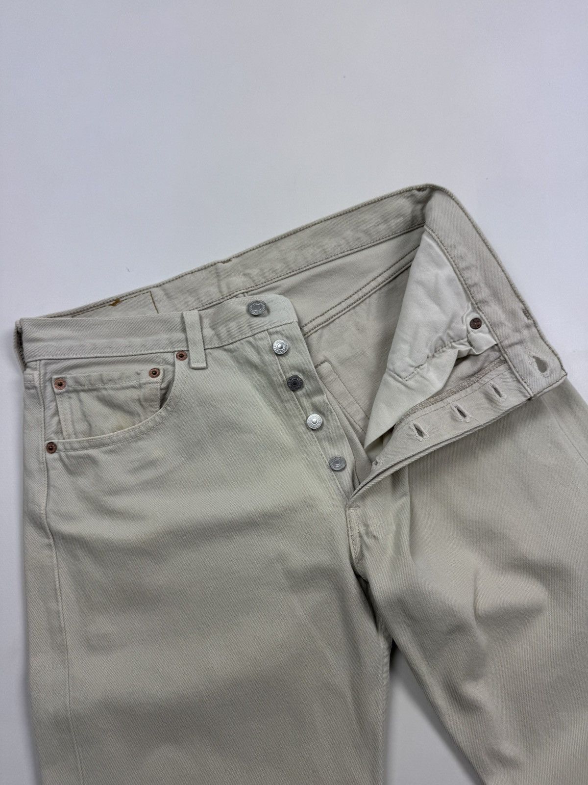 Levi's 1990’s Vintage Faded Levi’s 501 Light Beige Jeans Pants Size US 32 / EU 48 - 9 Thumbnail