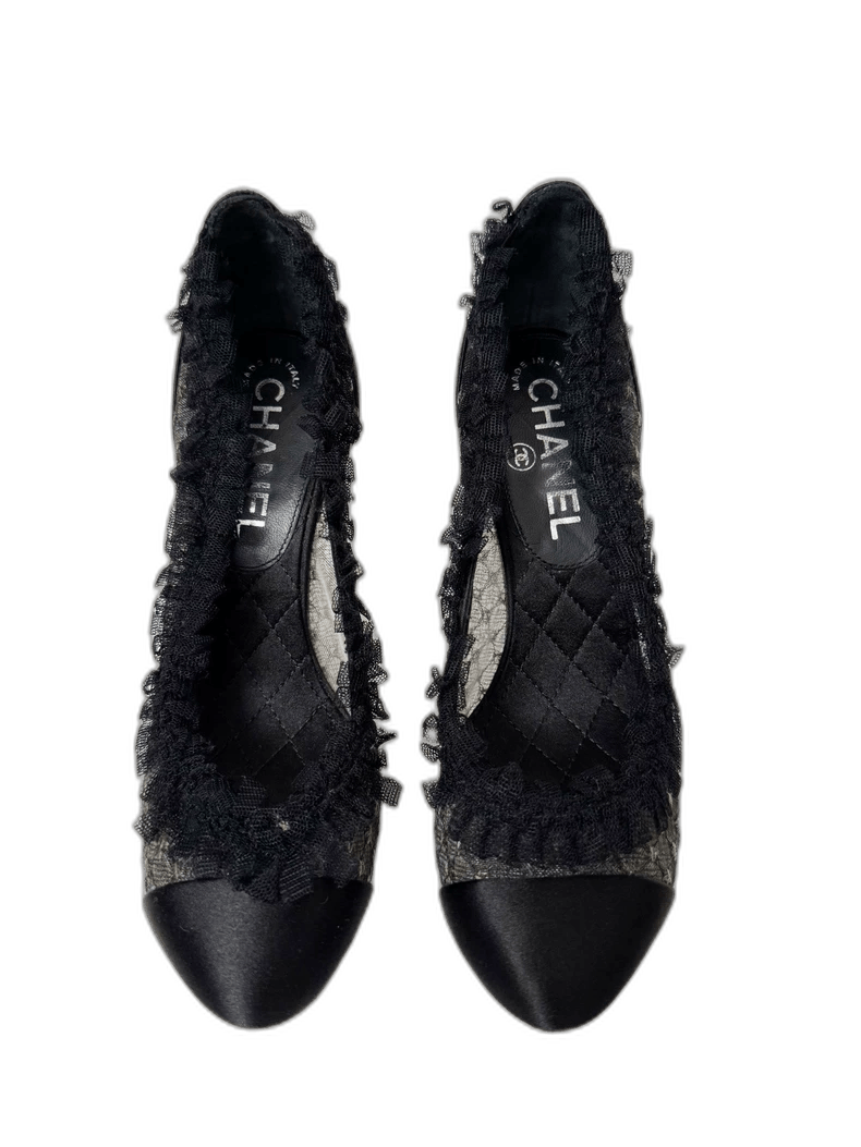 Chanel Chanel Lace High Heels in Size 34.5 Size US 4 / IT 34 - 1 Thumbnail