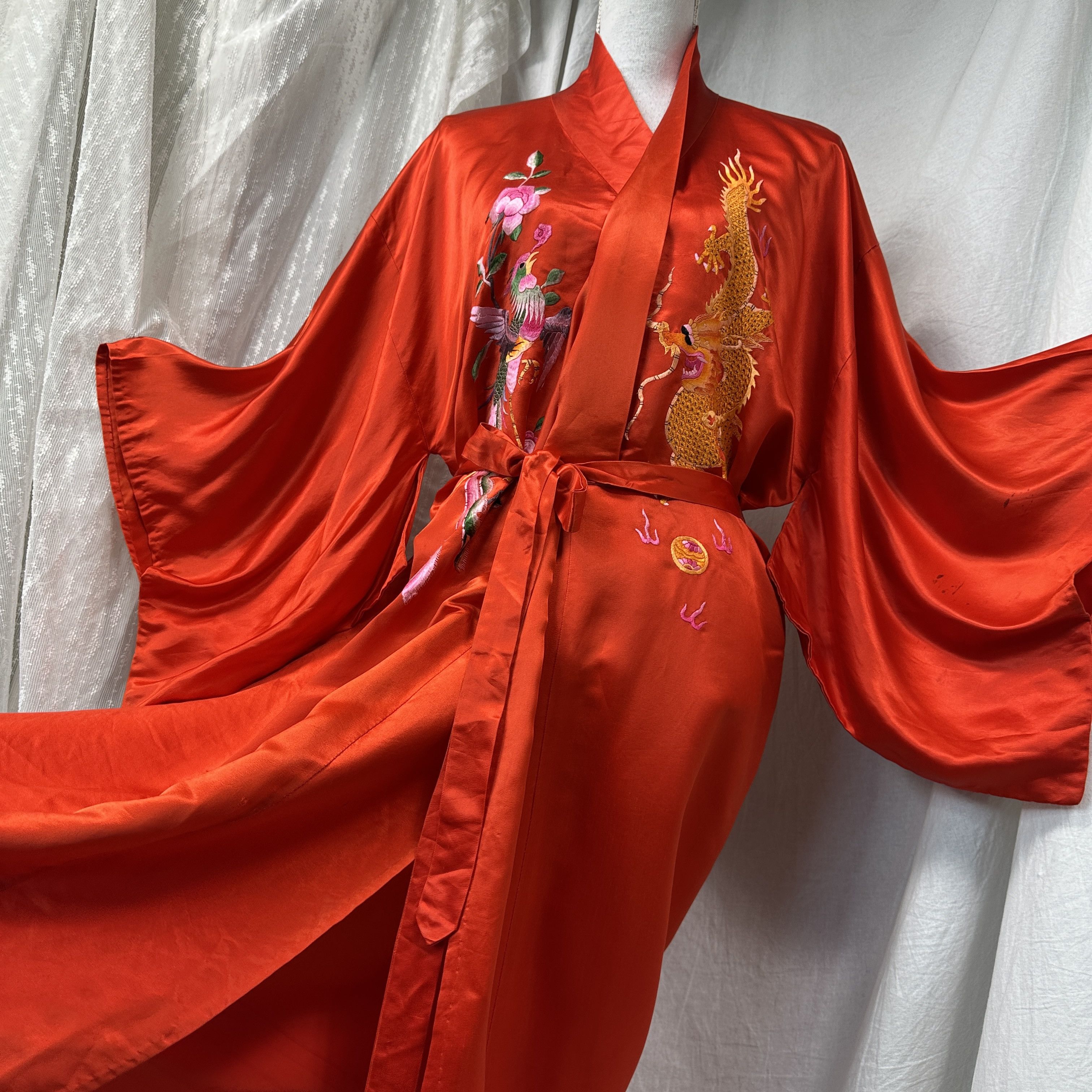 Vintage Vintage Japaneese Silk Embroidered Kimono Y2K Size M / US 6-8 / IT 42-44 - 6 Thumbnail