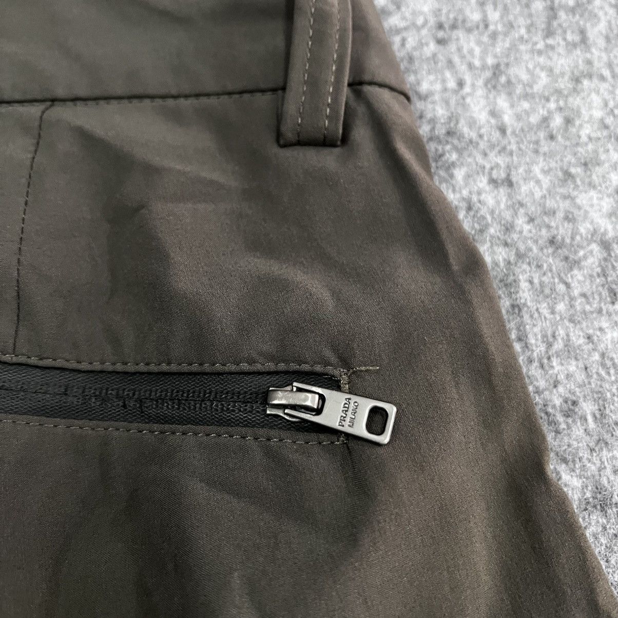 Prada Prada Nylon pants. Size US 34 / EU 50 - 8 Thumbnail