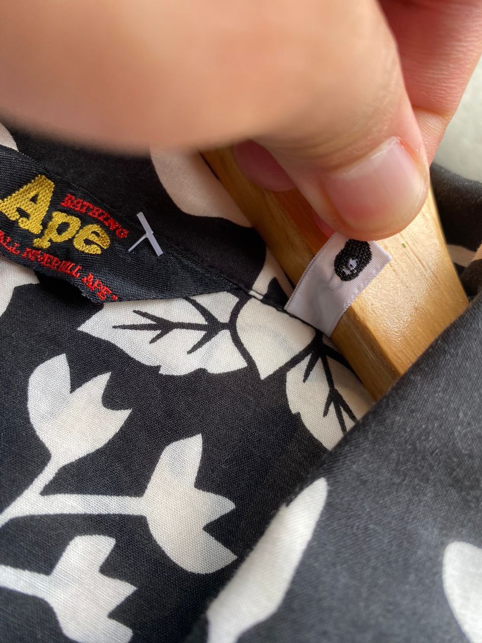 Bape Vintage Bape Floral Hawaii Shirt Cotton Size US L / EU 52-54 / 3 - 9 Thumbnail