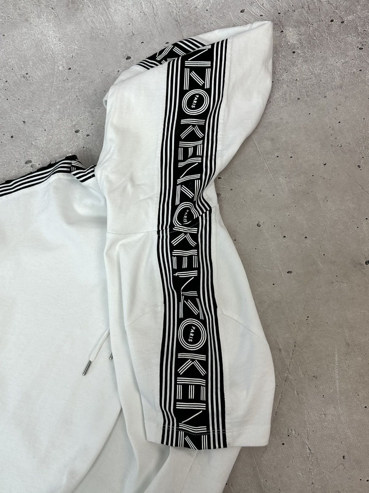 Kenzo × Vintage Kenzo Printed White Hooded Short Sleeve T-shirt Size US S / EU 44-46 / 1 - 6 Thumbnail