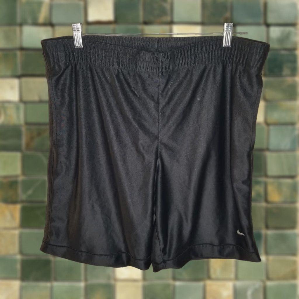 Nike Nike Athletic Shorts Mens Black Size M Activewear Regular Size US 31 - 1 Thumbnail