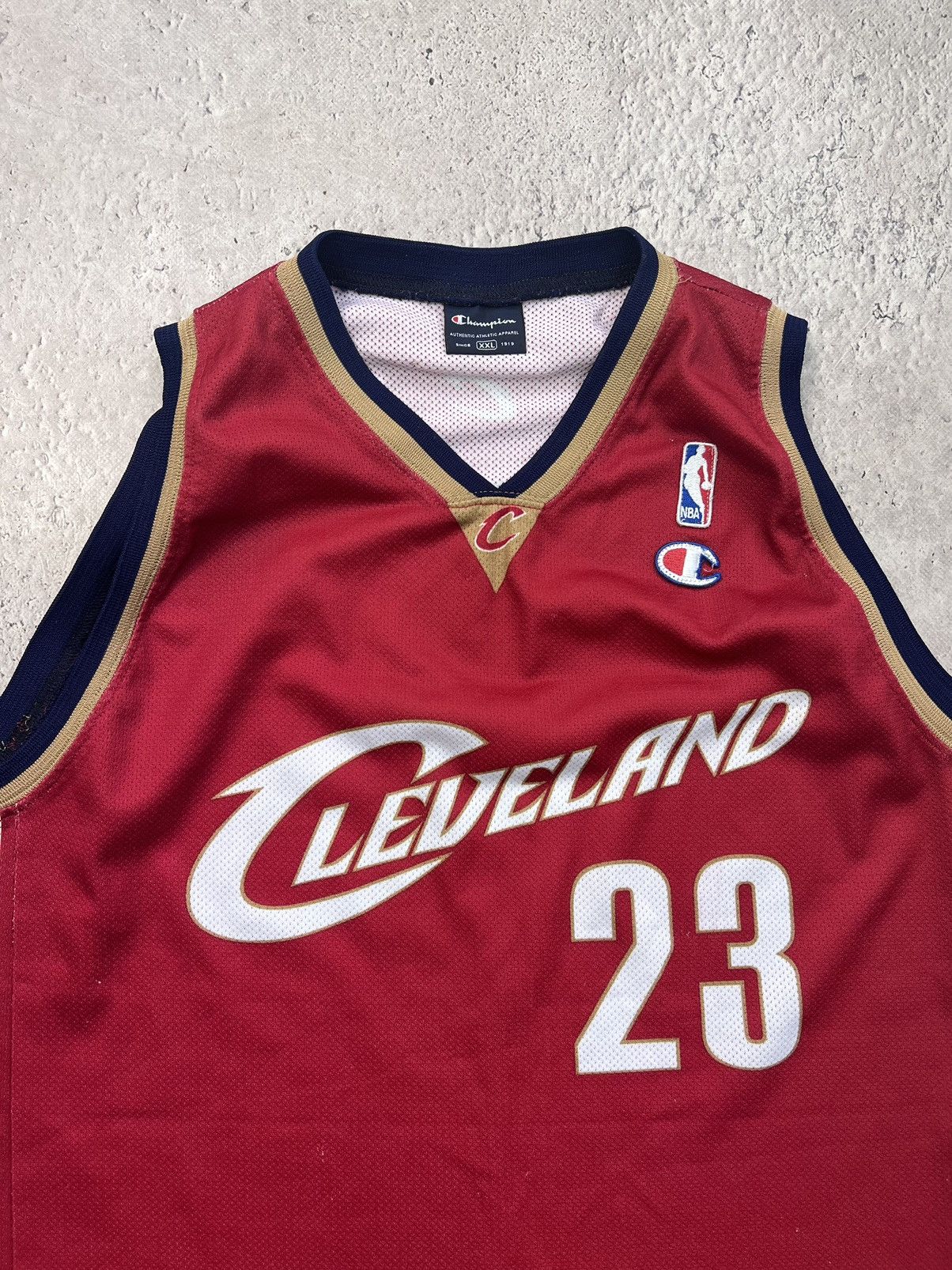 Champion × NBA × Vintage NBA Champion jersey/short Clevland Cavaliers Lebron James Size US XL / EU 56 / 4 - 16 Thumbnail