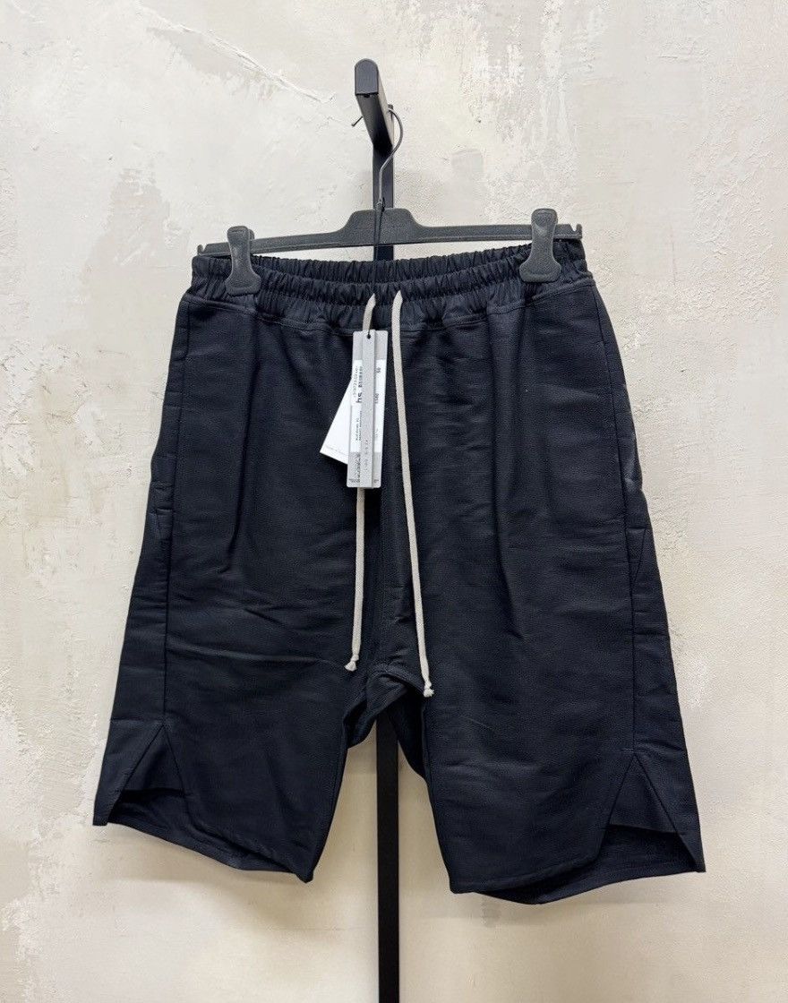 Rick Owens SS24 LIDO SHORTS BLACK MILK MAINLINE Size US 33 - 1 Thumbnail