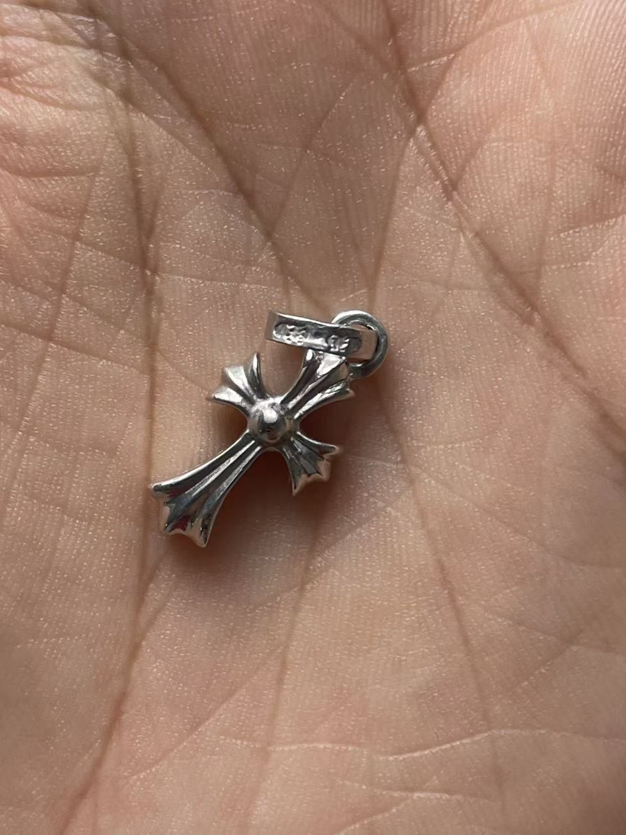 Chrome Hearts Chrome Hearts 18K Diamonds Babyfat Cross Charm Pendant Size ONE SIZE - 14 Thumbnail