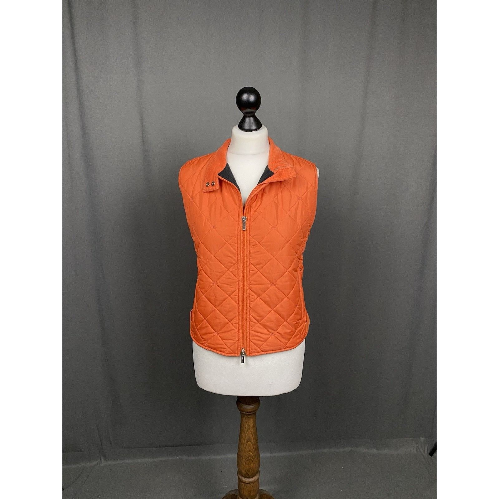 Ralph Lauren Sport Ralph Lauren Sport Women's Orange Quilted Vest Size L Size L / US 10 / IT 46 - 3 Thumbnail